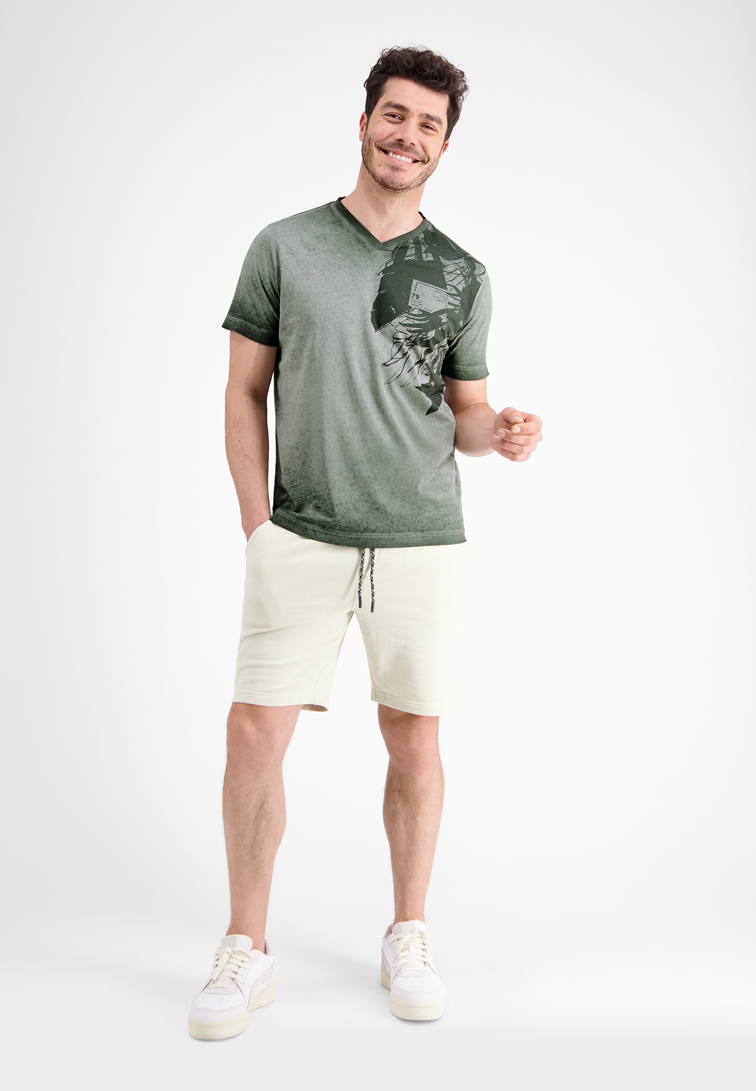 LERROS V-Shirt »LERROS V-Neck T-Shirt mit floralem Print«