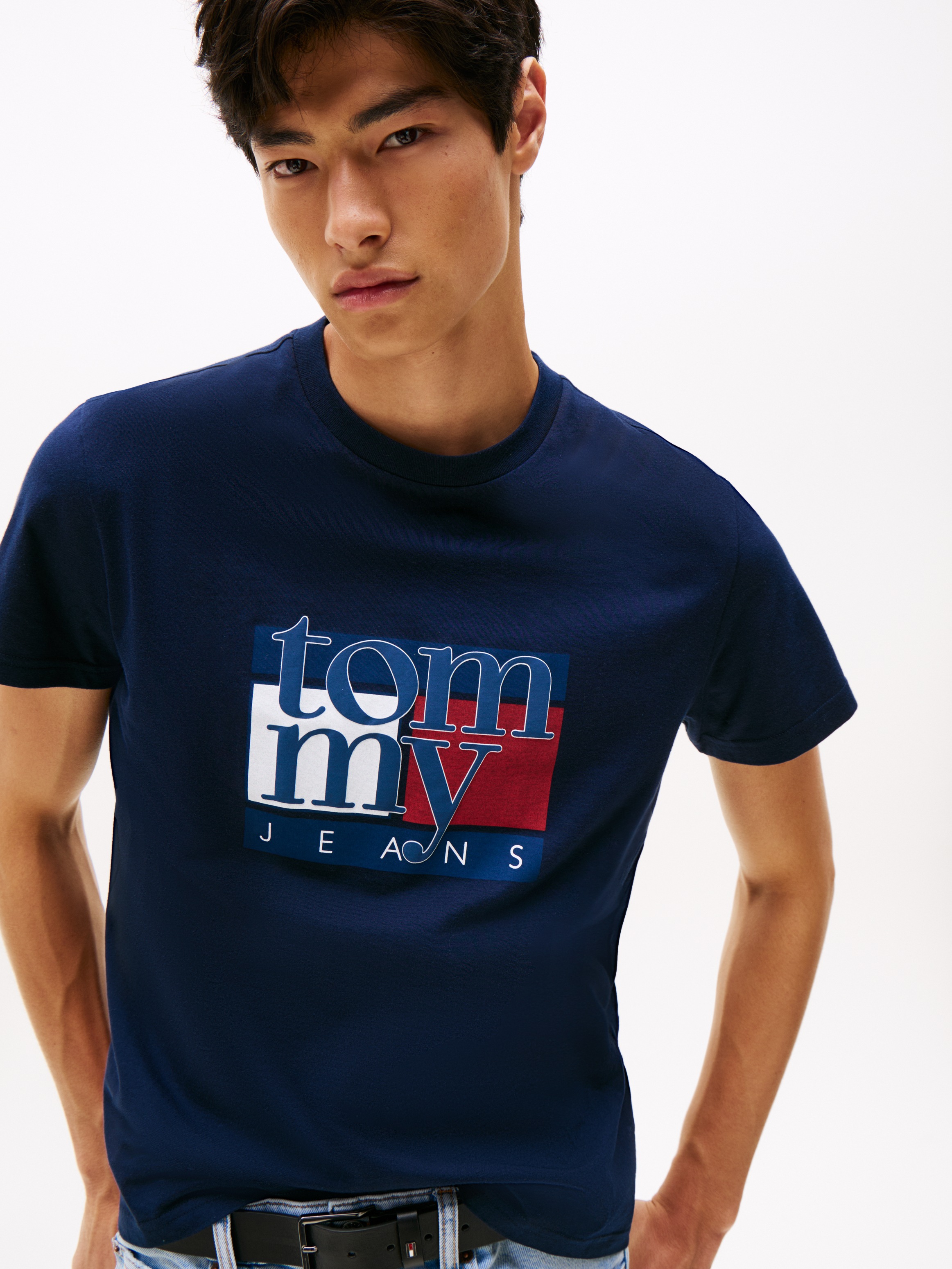 Tommy Jeans T-shirt »TJM RWB FLAG TEE EXT« Slim fit, mit Rundhals