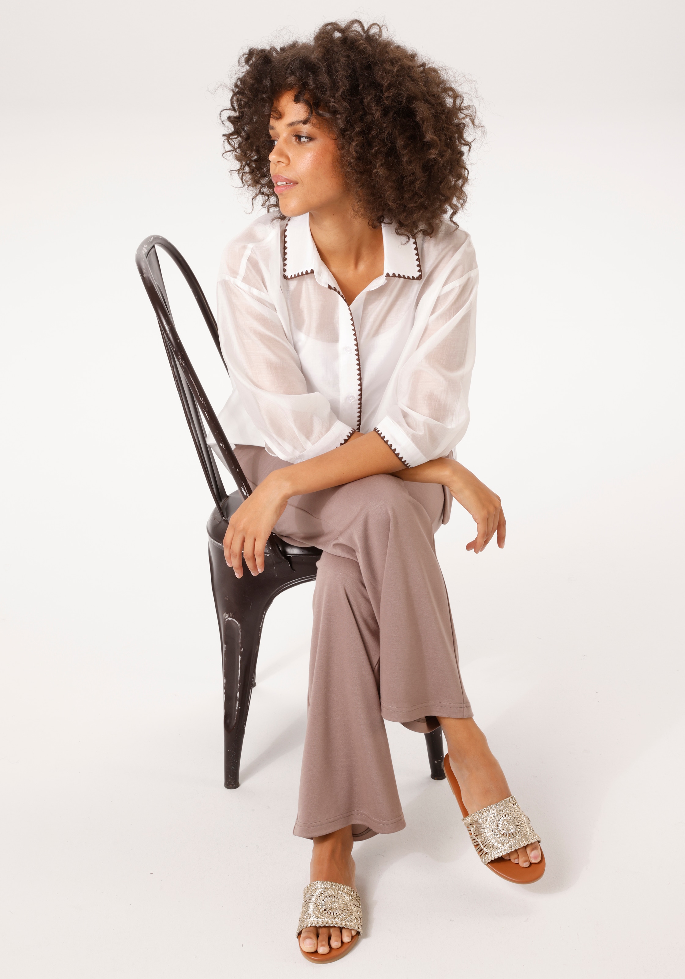 Aniston CASUAL Blouse chemise mit kontrastfarbener Häkelspitze verziert - NEUE KOLLEKTION