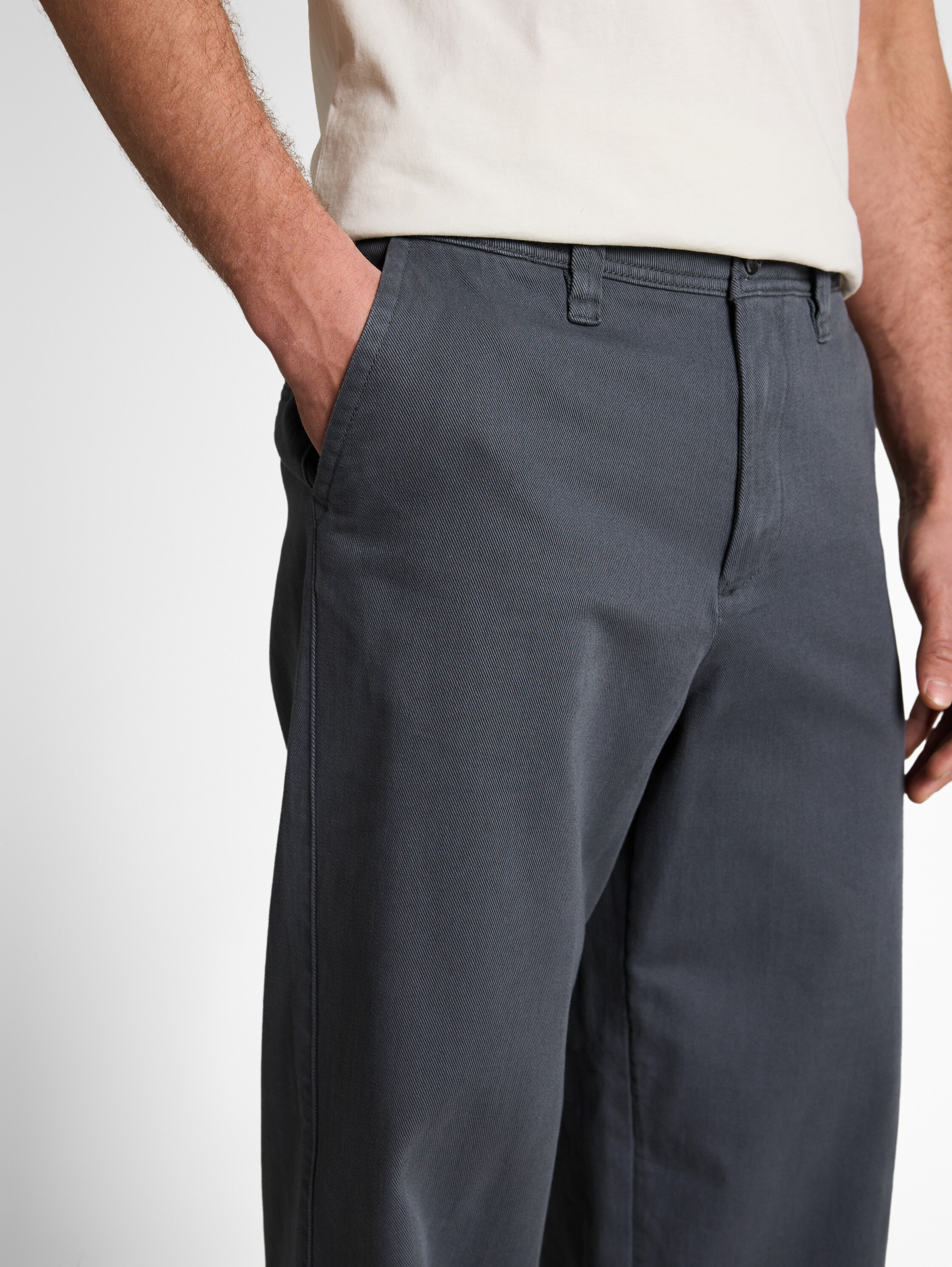 TOM TAILOR Denim Chinos  aus Baumwolle und im Loose Fit