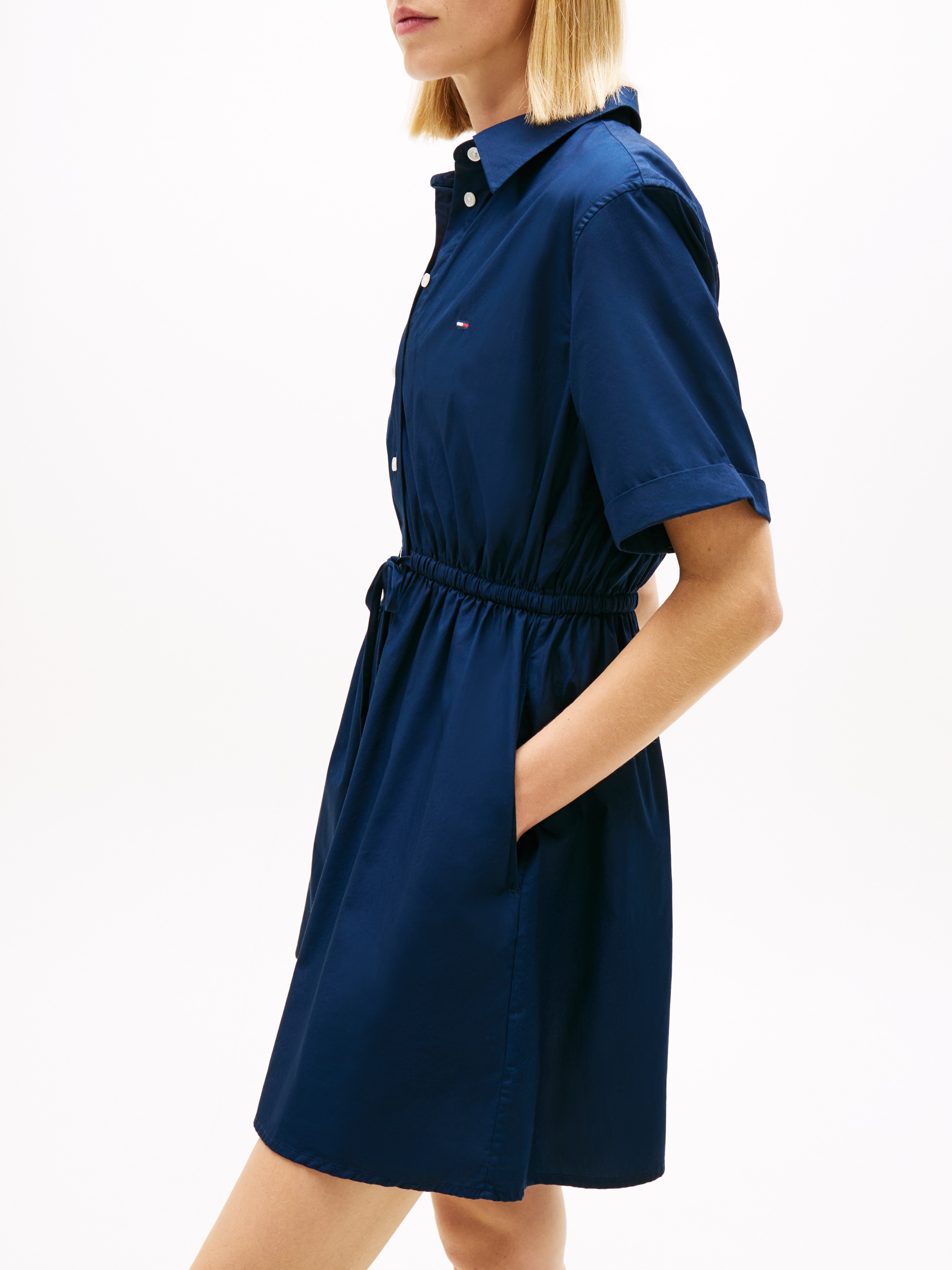 Tommy Jeans Robe chemisier »TJW MINI STRIPE SHIRT DRESS« Poches pour les mains avec ceinture à nouer à la taille, coupe décontractée