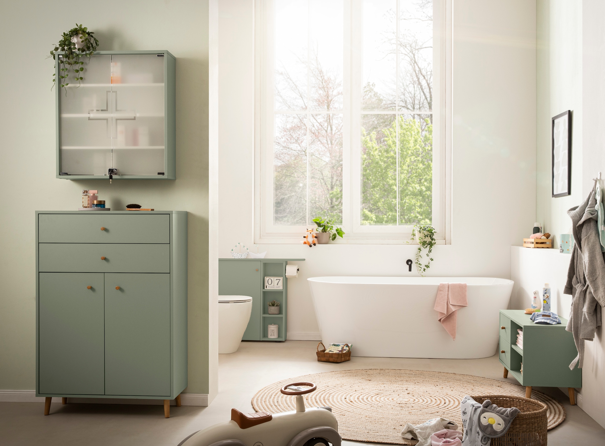 Schildmeyer Midischrank »Bjarne, Breite 77 cm« Mit Metallbeschlägen, Griffe und Möbelfüsse aus Massivholz