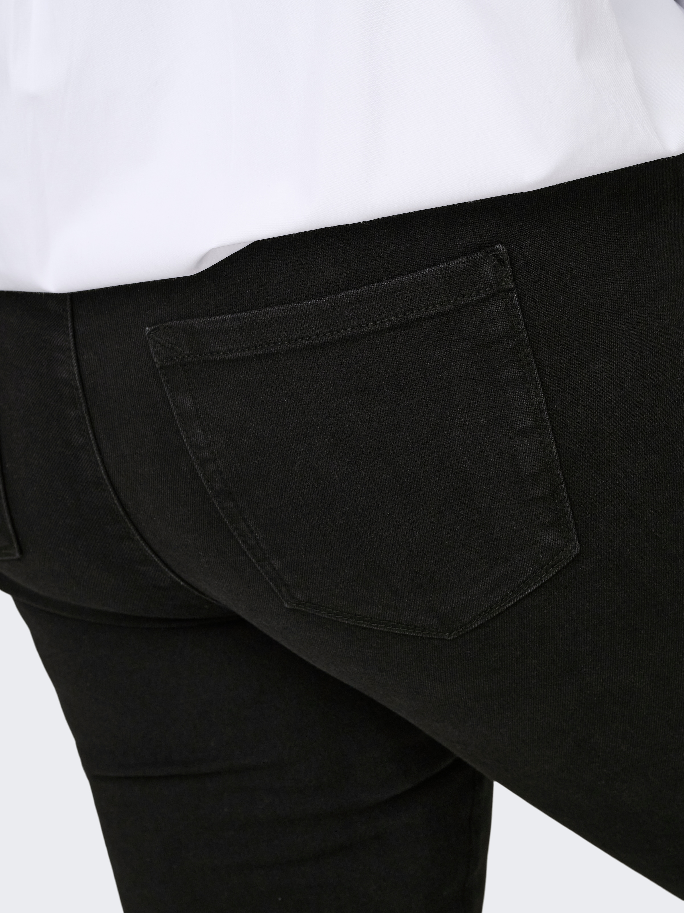 ONLY CARMAKOMA Jeans skinny »CARSNOW HW STRETCH SKINNY PIM656 NOOS« Mélange de coton, coupe skinny, taille haute