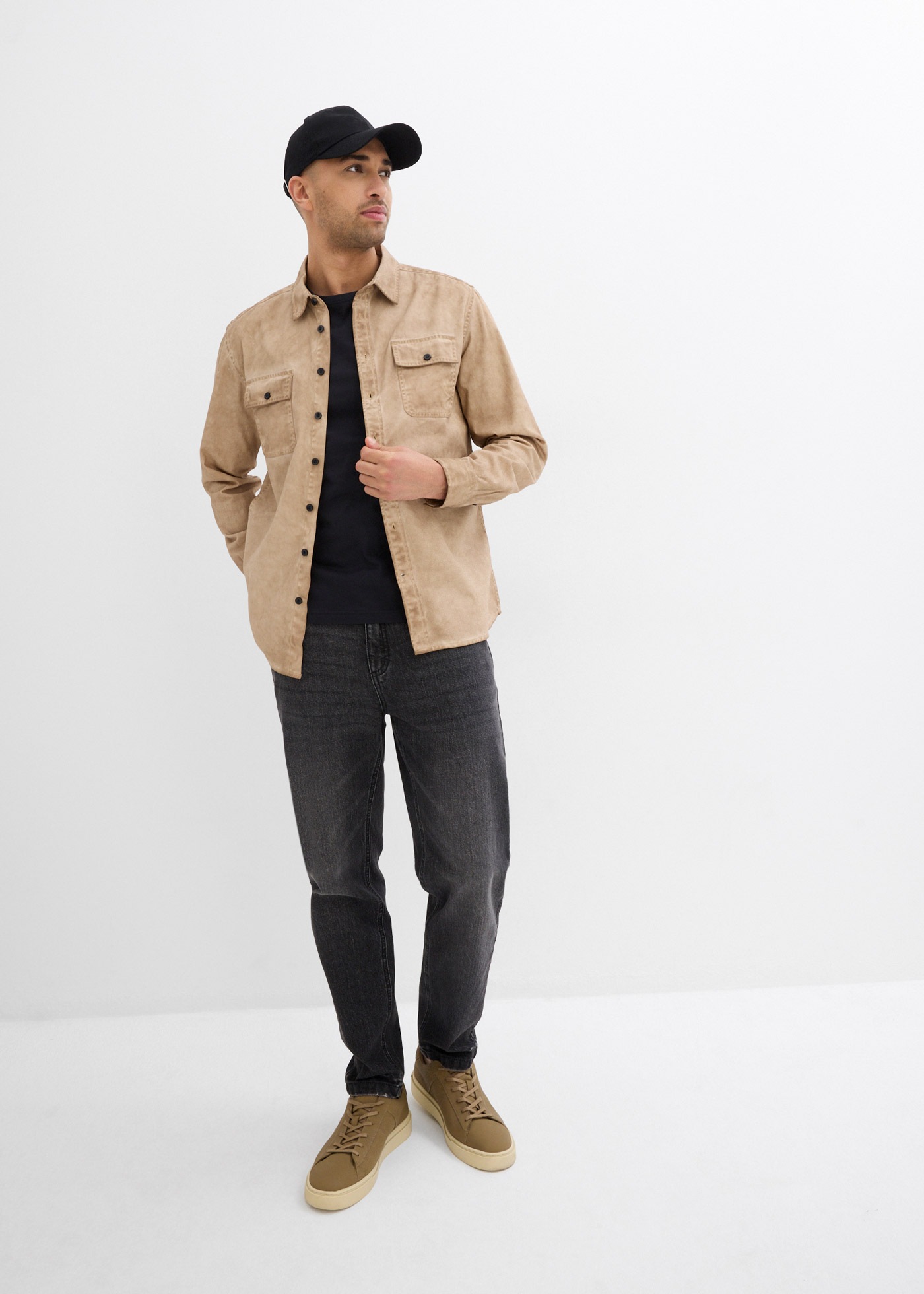 bonprix T-shirt »T-Shirt (5er Pack)« Packung, 5 cuis Regular Fit, Kurzarm, für warme Tage, aus Baumwolle und Viskose