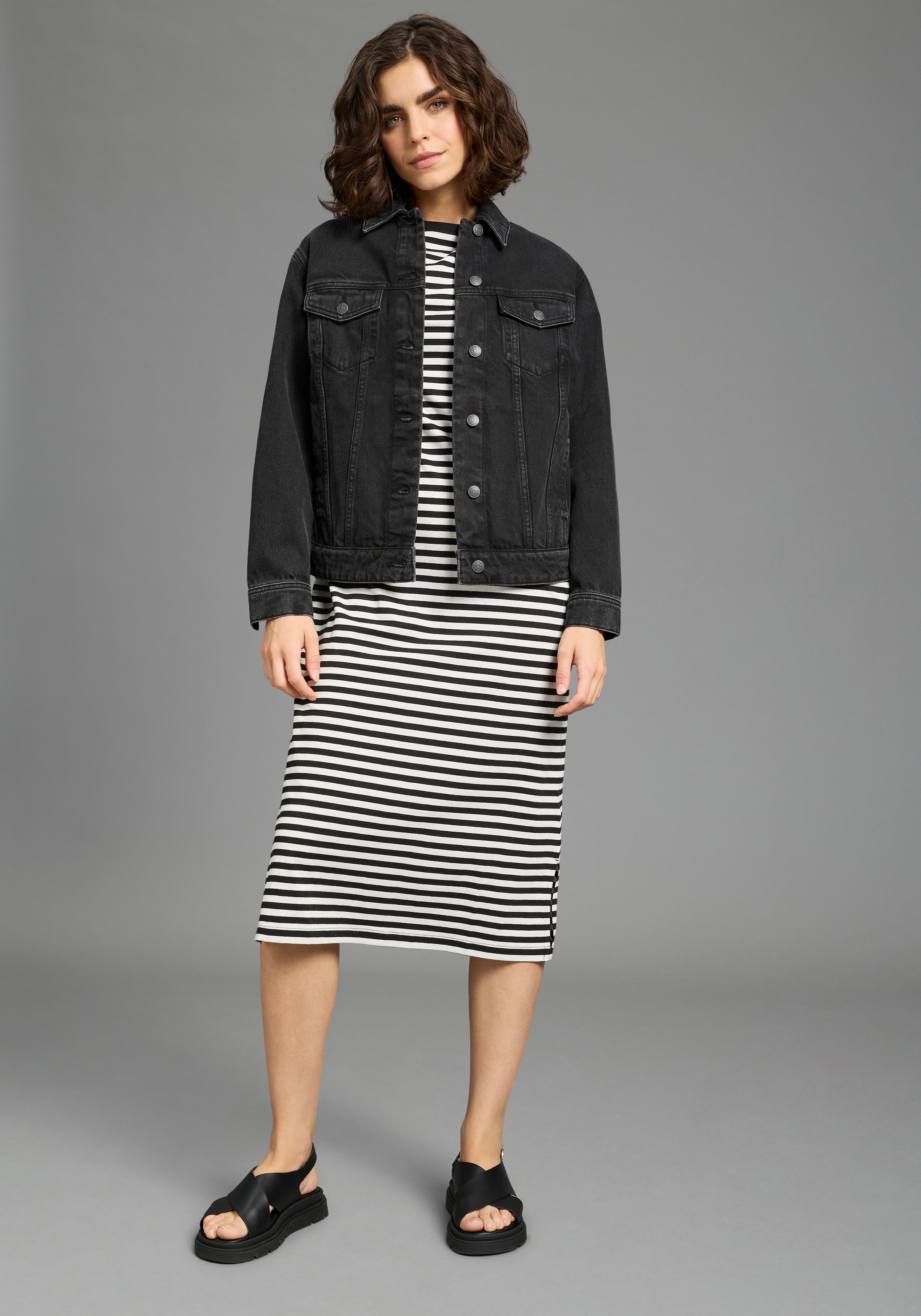 Flashlights Robe t-shirt wadenlange Schnittform, aus Single Jersey, mit gestreifter Optik