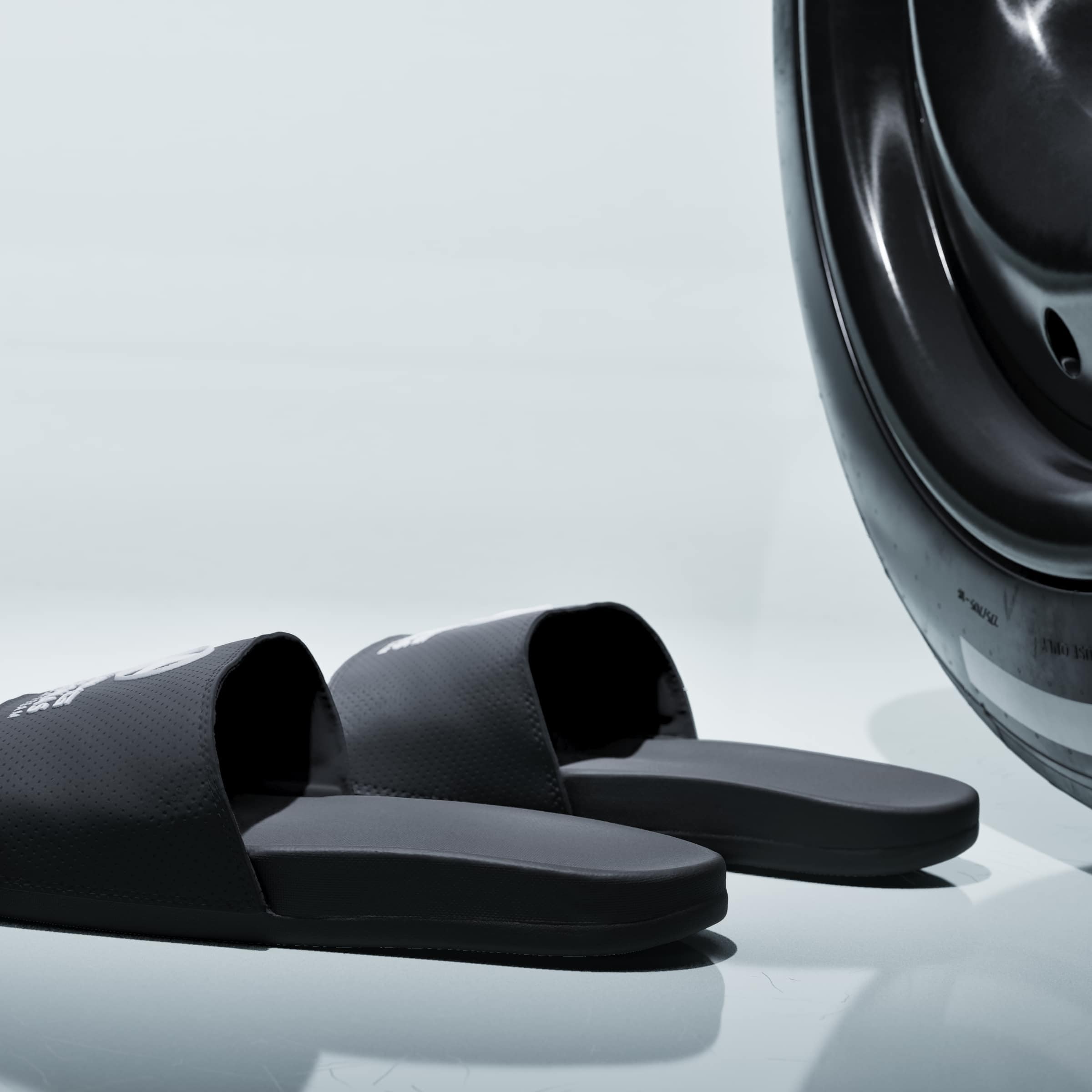 adidas Performance Badesandale »ADILETTE COMFORT MER«  Mercedes AMG Motorsport
