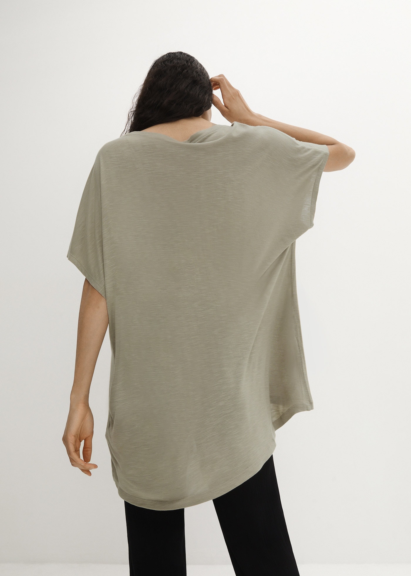 bonprix T-shirt Oversize-Passform, Kurzarm, mit dekorativem Druck, aus Viskose