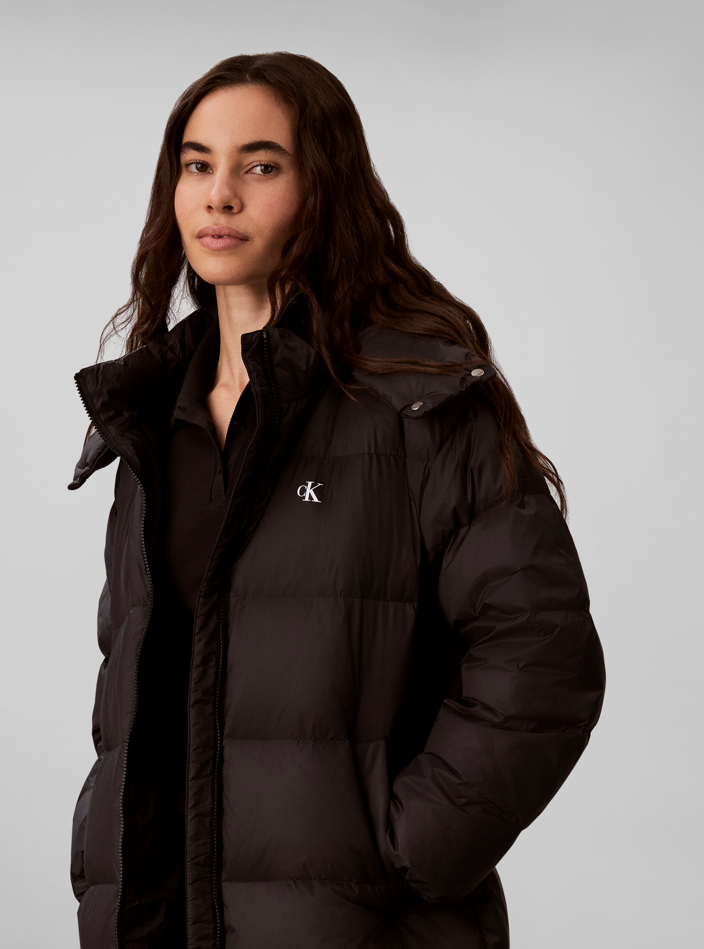 Calvin Klein Jeans Manteau matelassé »ESSENTIAL LONG DOWN PUFFER« coupe régulière avec capuche