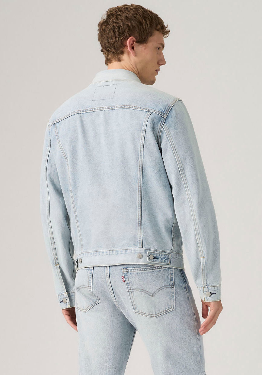 Levi's® Veste en jean »VINTAGE FIT TRUCKER JKT« sans capuche avec patte de boutonnage