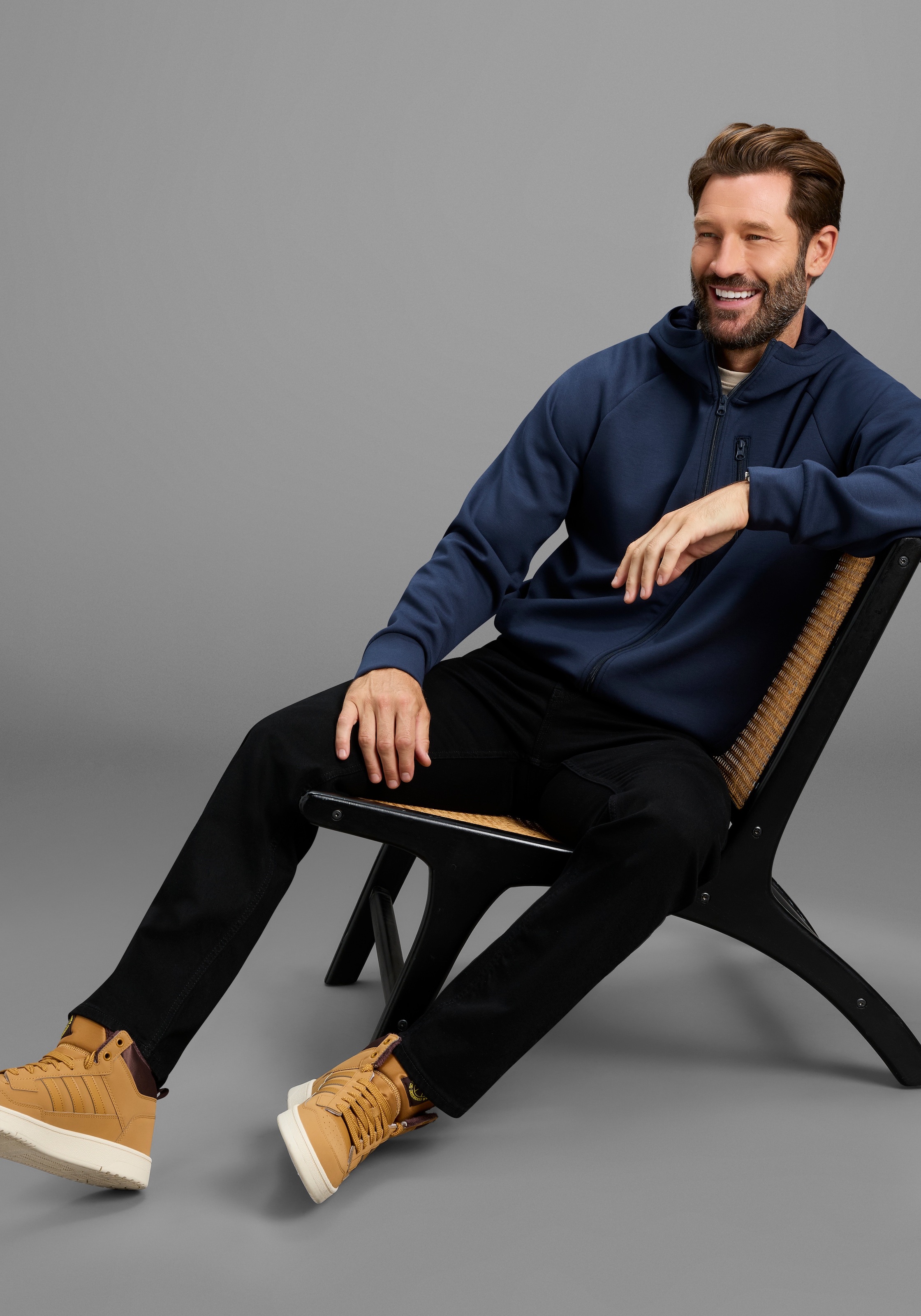 H.I.S Sweat à capuche perfekt für Alltag & Outdoor-Aktivitäten