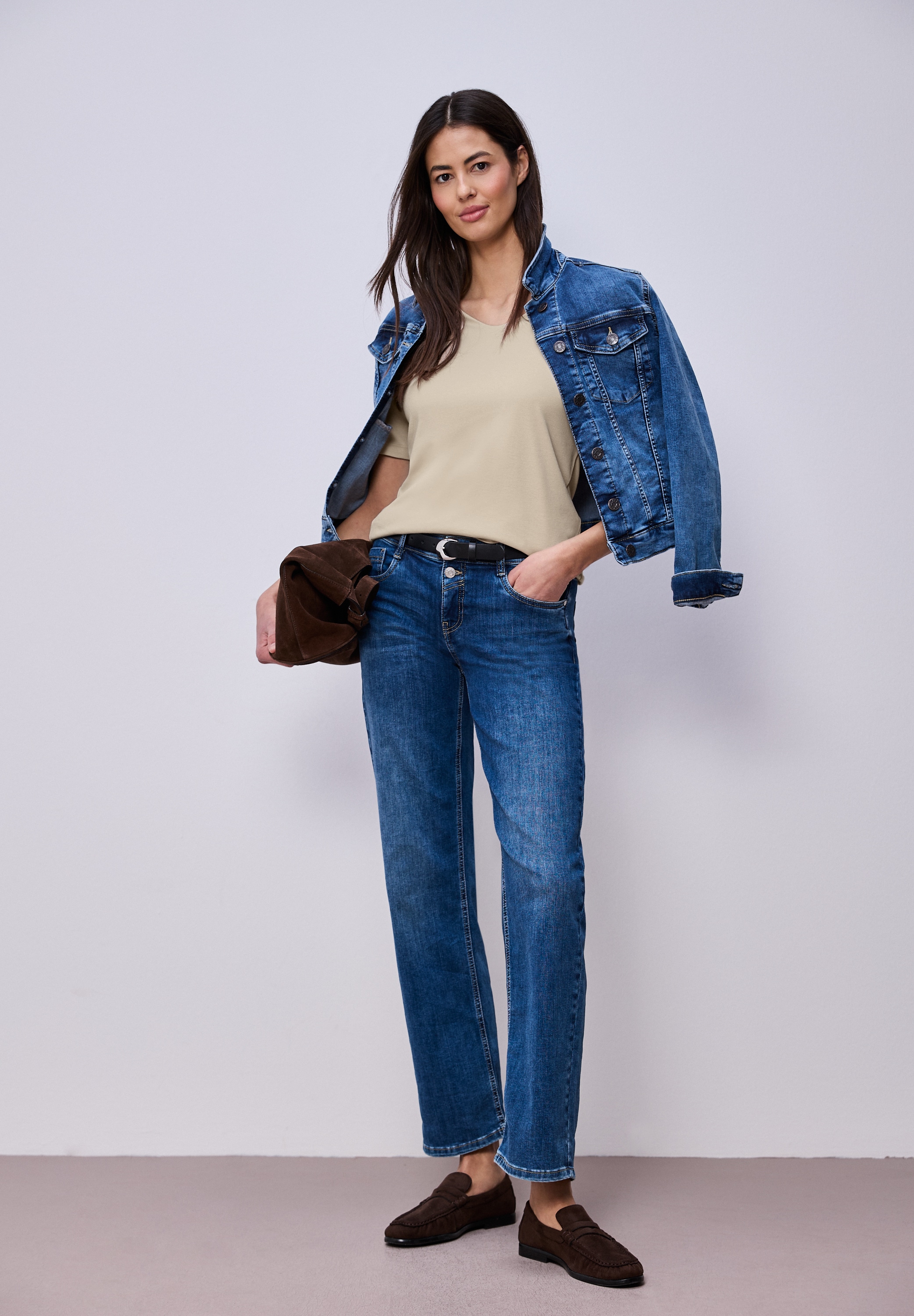 STREET ONE Kurzarmshirt »Style Palmira« mit tiefem Rundhalsausschnitt