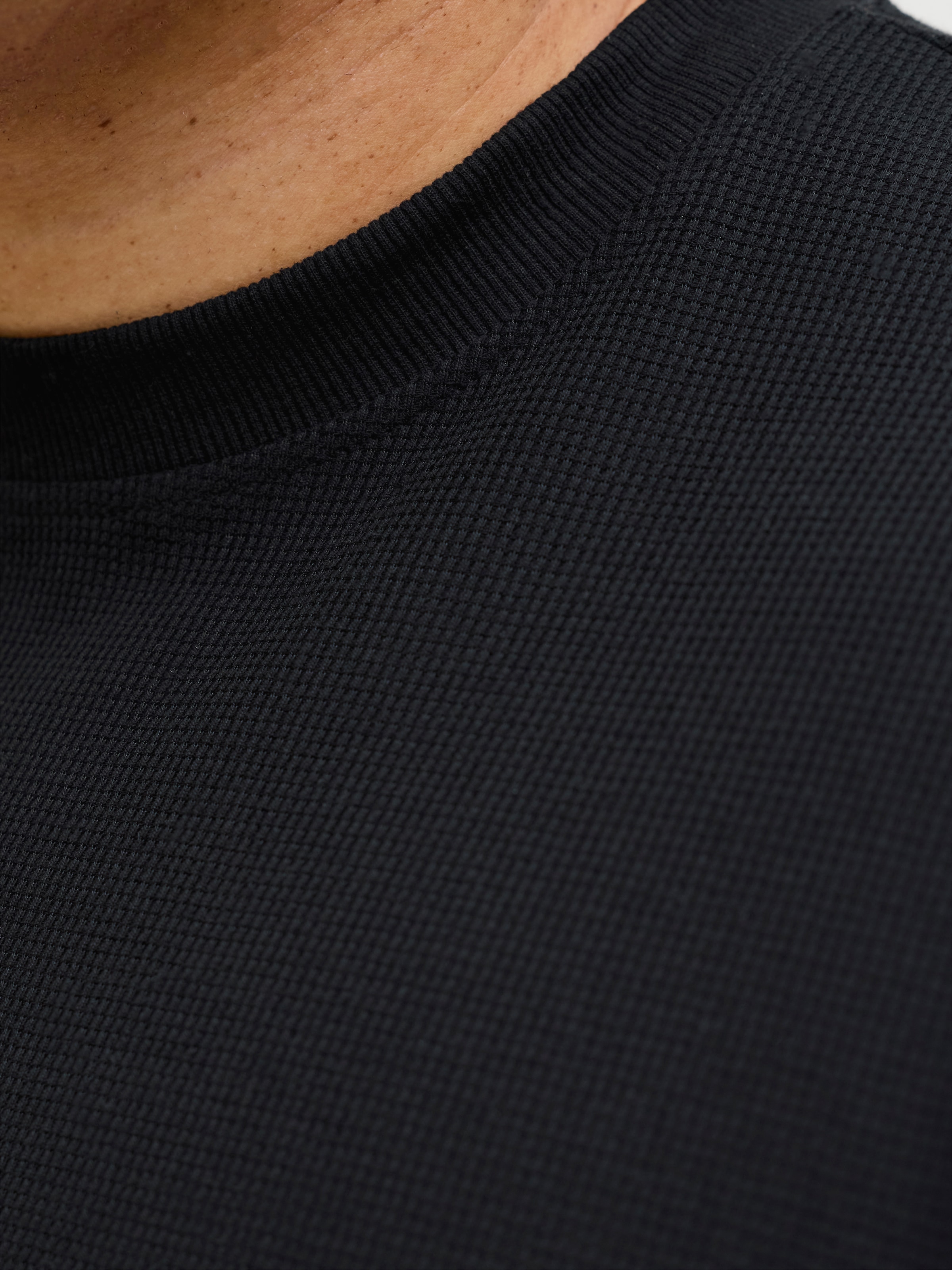 Jack & Jones PlusSize T-shirt »JJEAUSTIN TEE SS NOOS PLS« avec encolure ronde