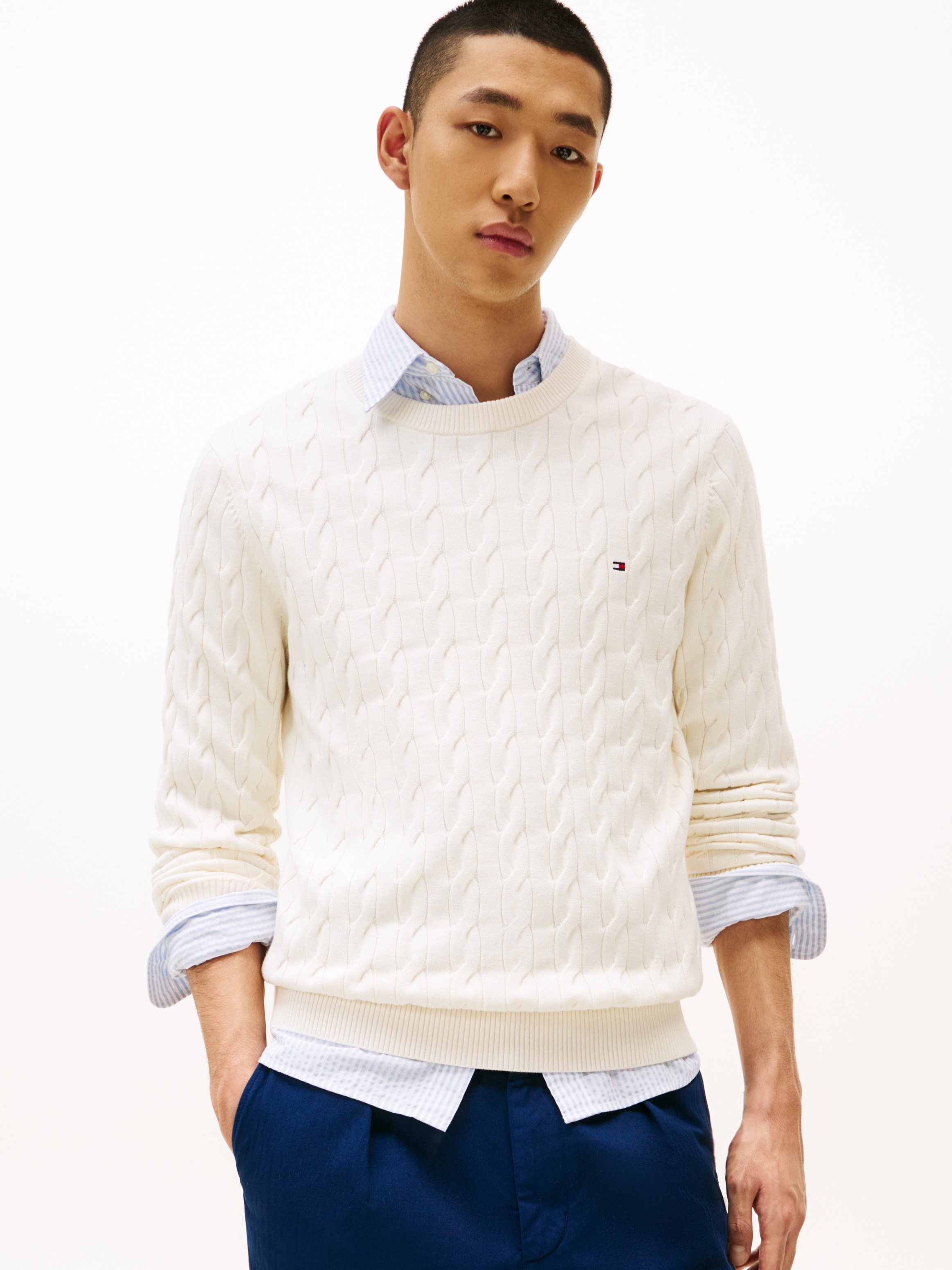 Tommy Hilfiger Strickpullover »CLASSIC CABLE CREW NECK mit Strukturstrick und Flaglabel« unifarben, casual, regular fit, Baumwolle, Rundhals