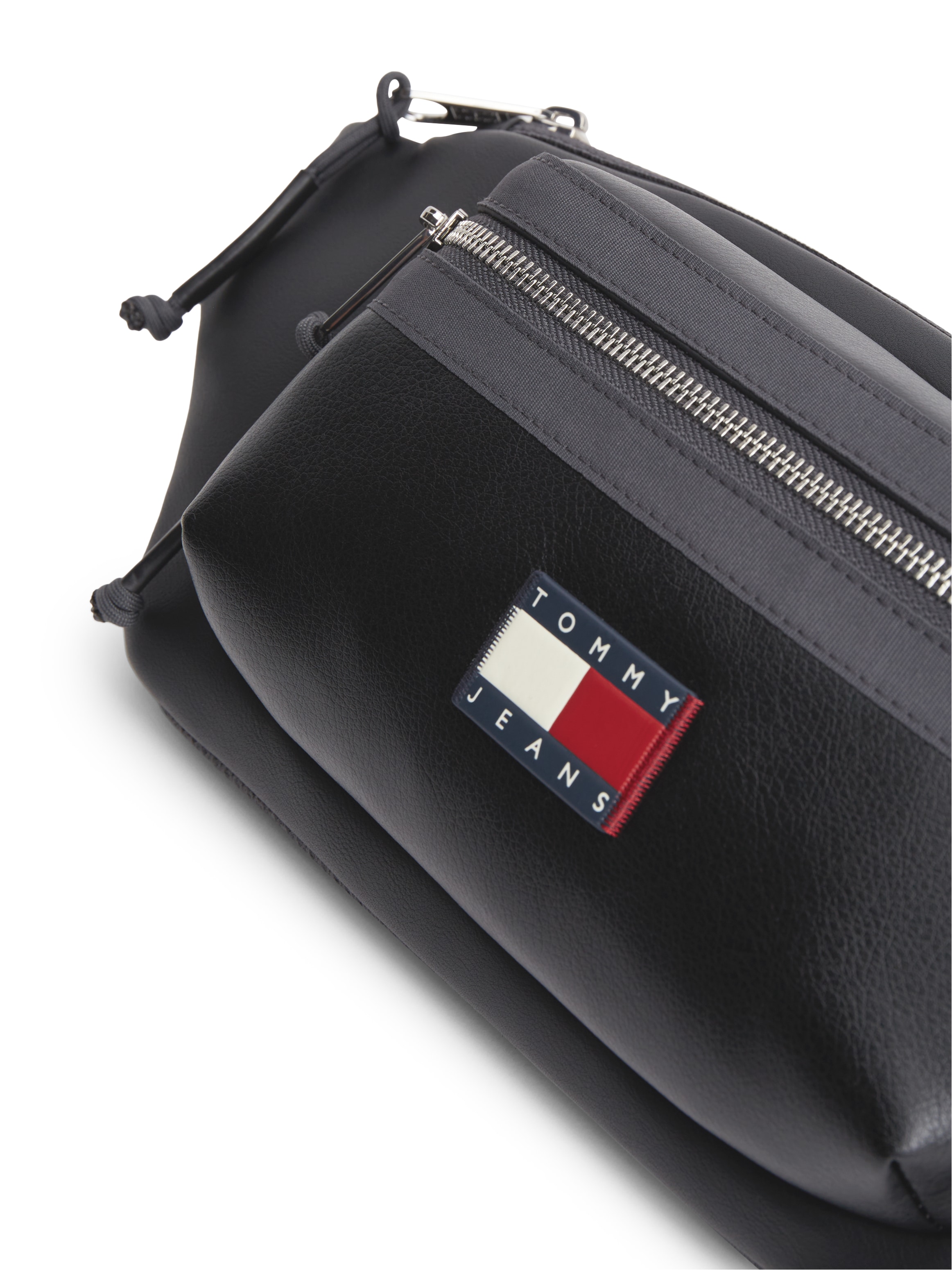 Tommy Jeans Bauchtasche »TJM ELEVATED PU BUMBAG« Unisex Gürteltasche, Crossbody Bag mit Logo-Aufnäher