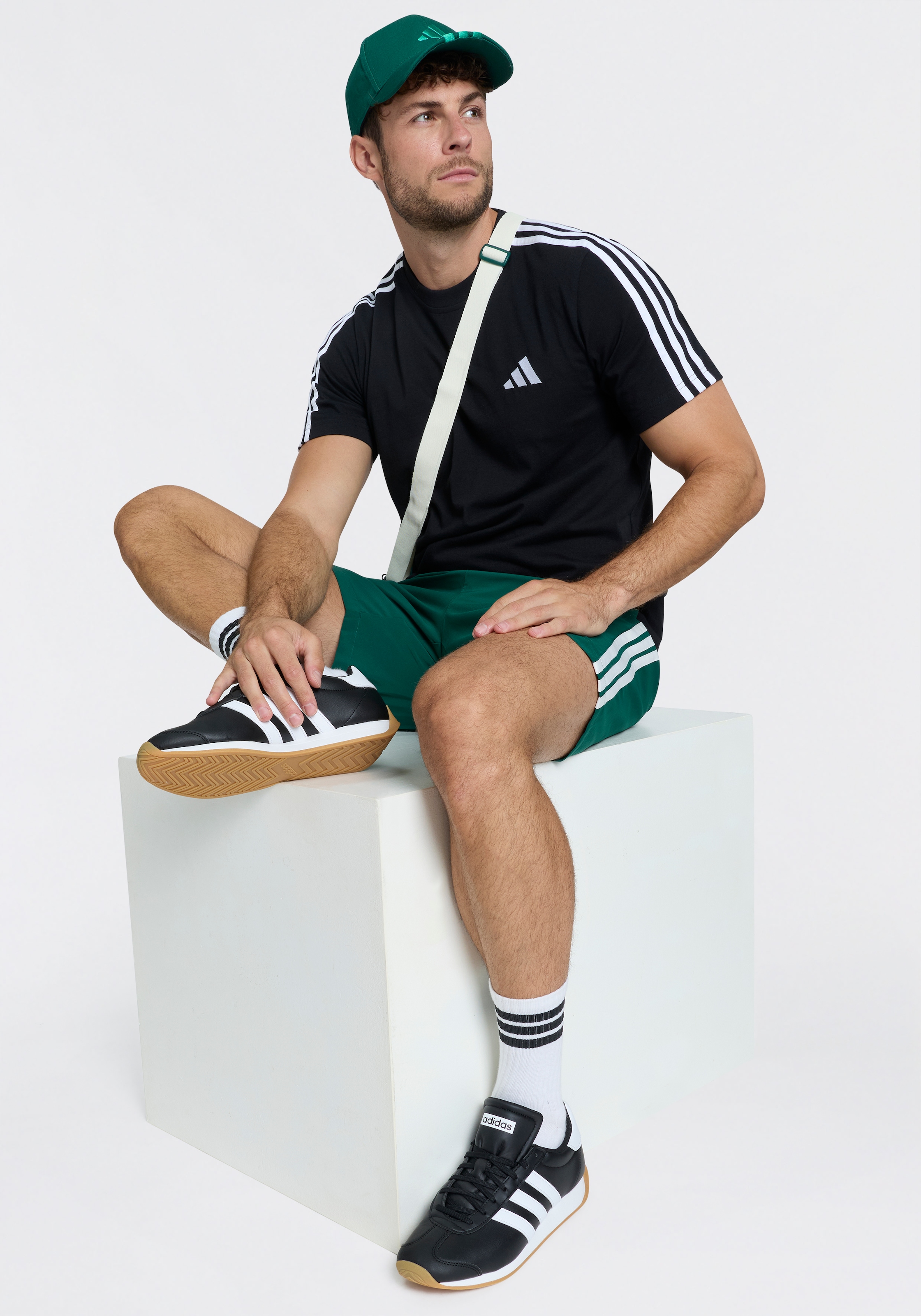 adidas Sportswear Sneaker »RUNVISTA«