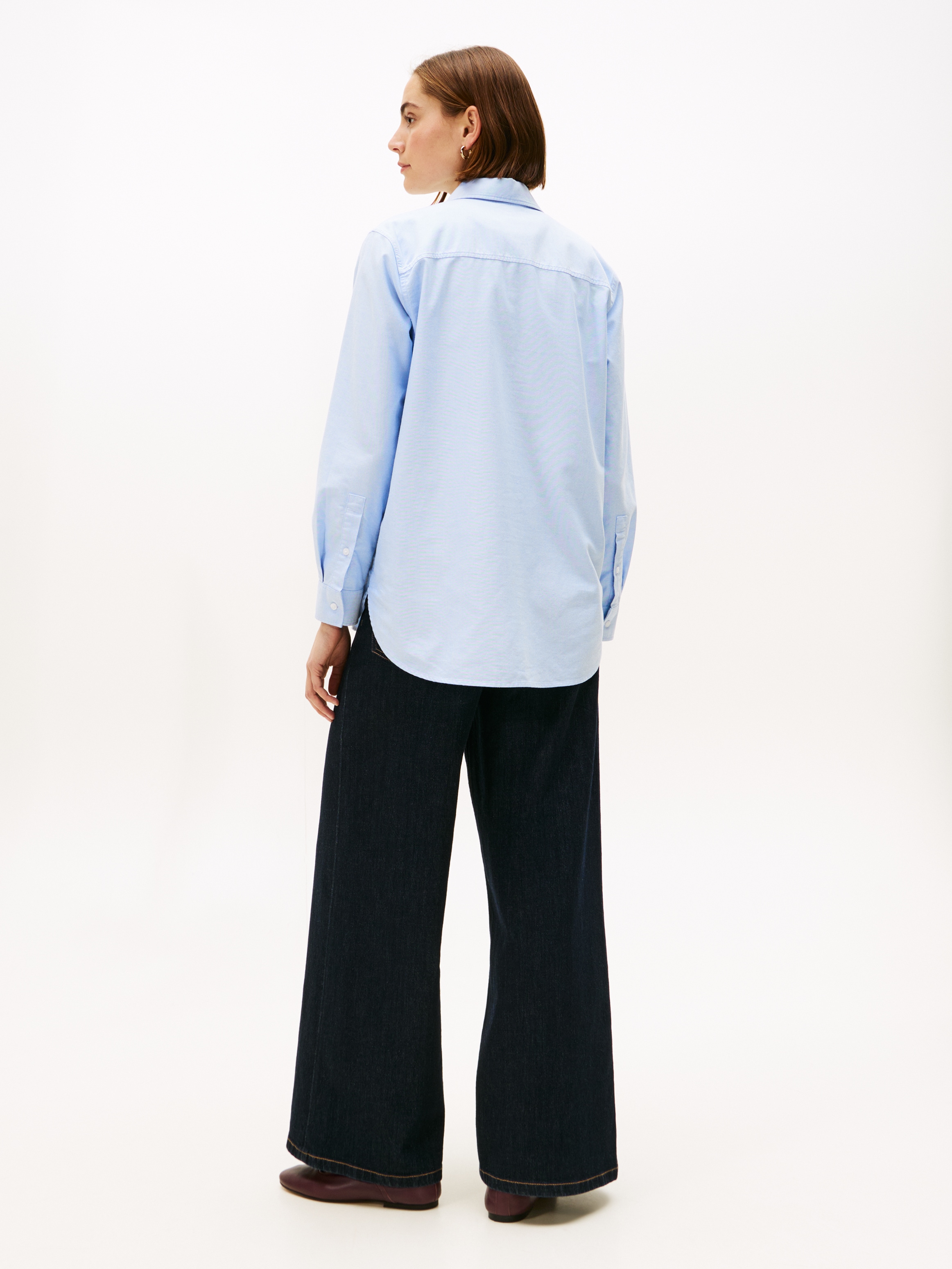 Tommy Hilfiger Hemdbluse »OXFORD RELAXED FIT SHIRT mit Hemdblusenkragen und Stickerei« mit Streifen