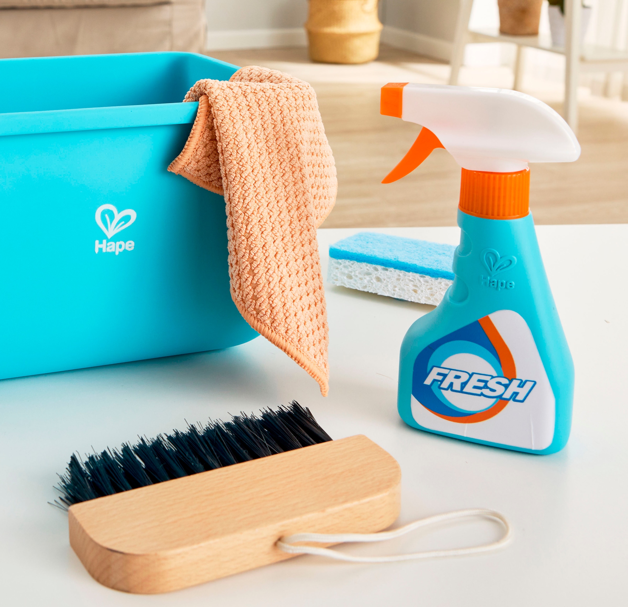 Hape Set de ménage pour enfants »Putzset«