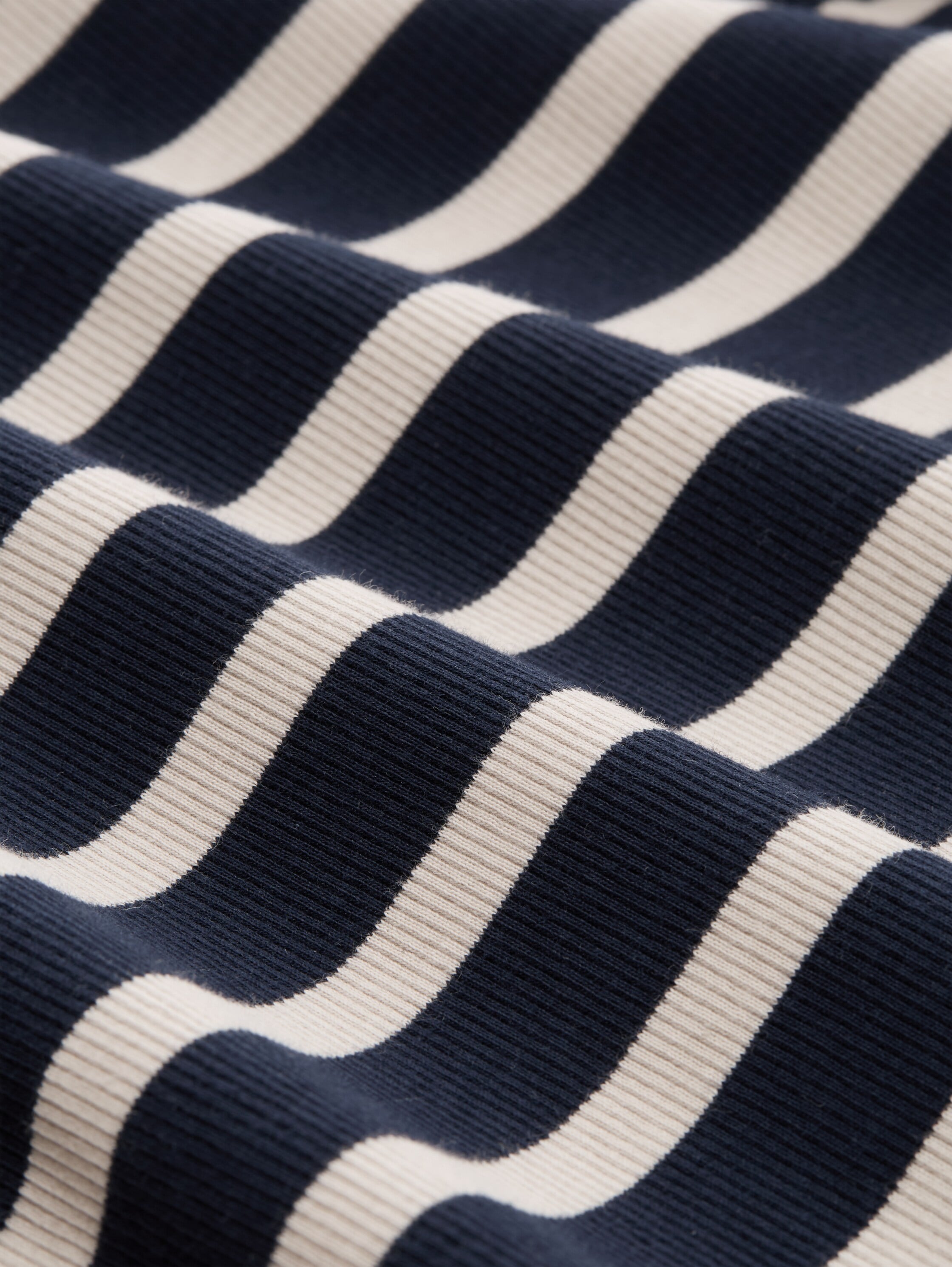 TOM TAILOR Denim Shirt à col rond gestreift, Fein-Ripp-Optik