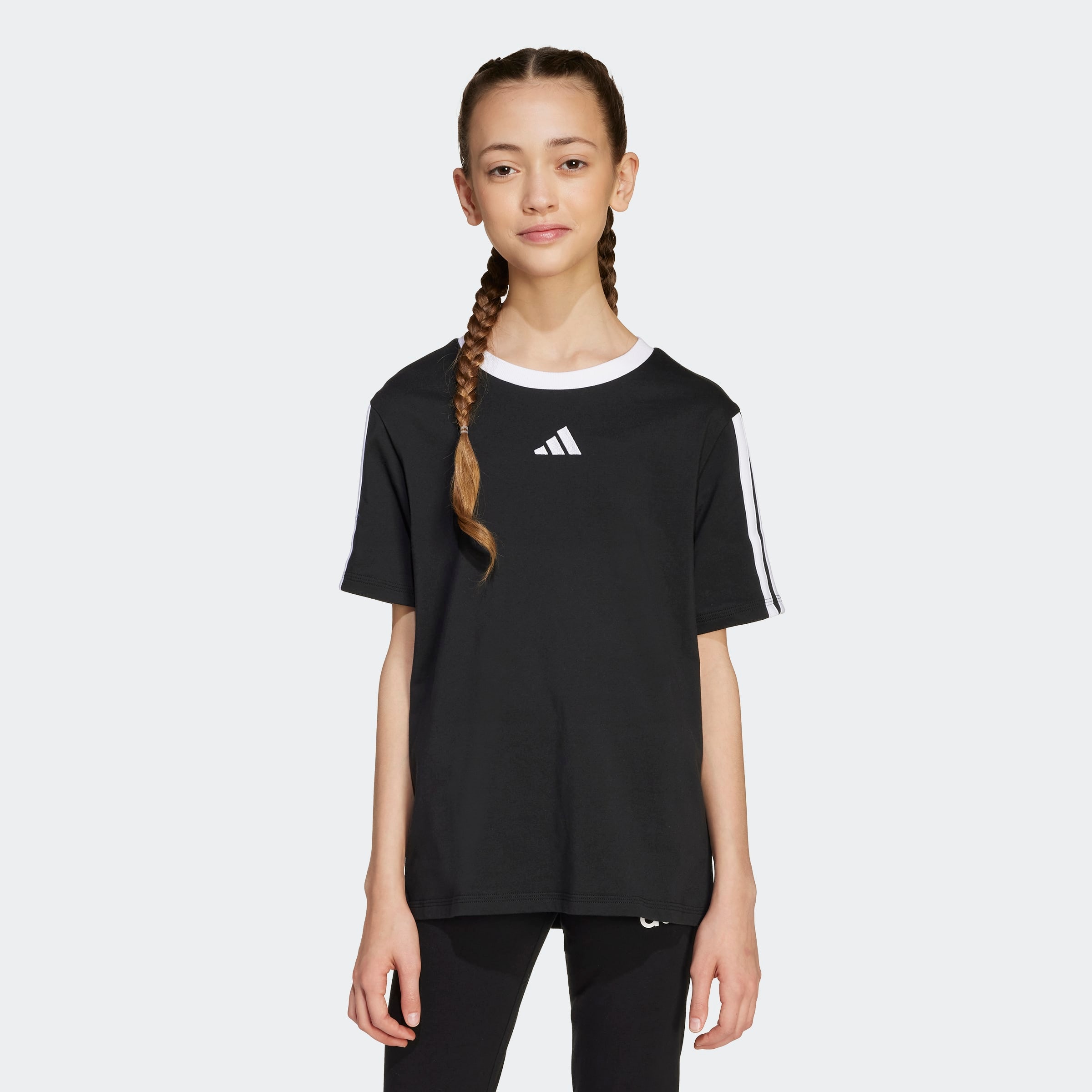 adidas Sportswear T-Shirt »ESSENTIALS KIDS« klassische Passform, 3-Streifen an den Ärmeln, aus Baumwolle