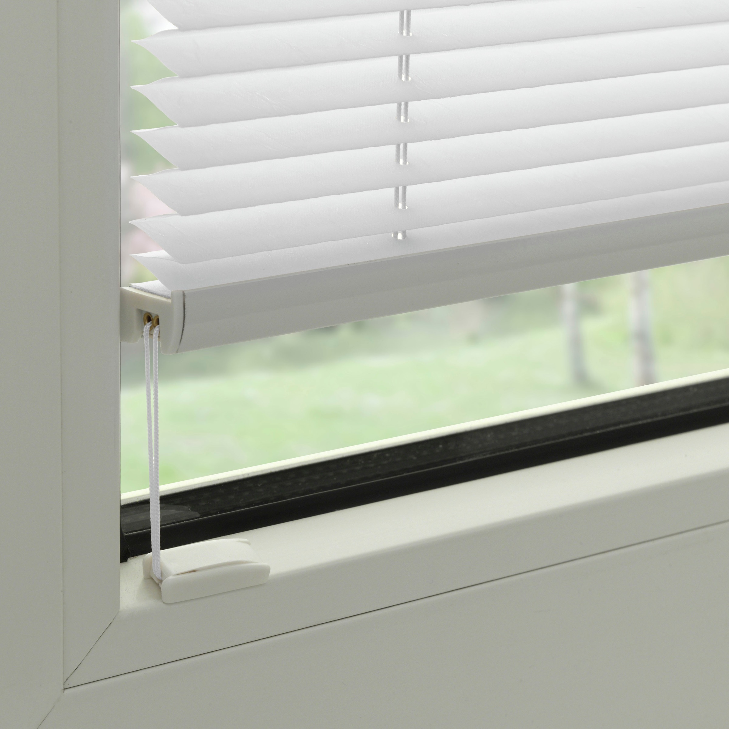 GARDINIA Plissé »Concept Tageslicht« blickdicht mit Bohren verspannt in der Breite kürzbar