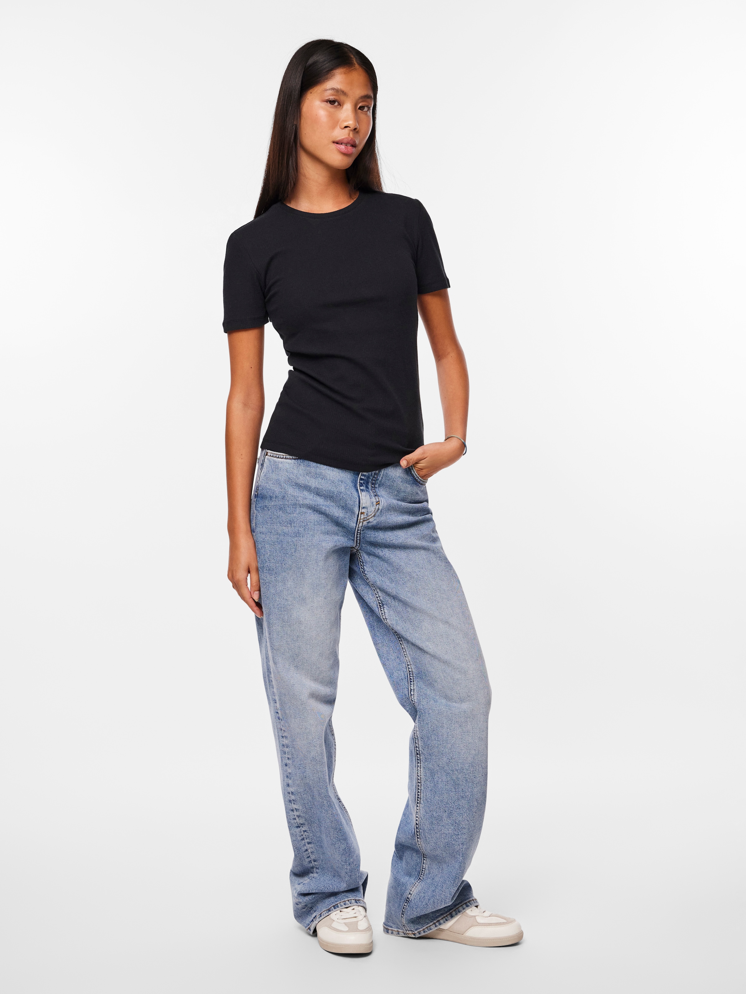 pieces T-shirt à manches courtes »PCRUKA SS TOP JRS NOOS BC« mit gerippter Struktur