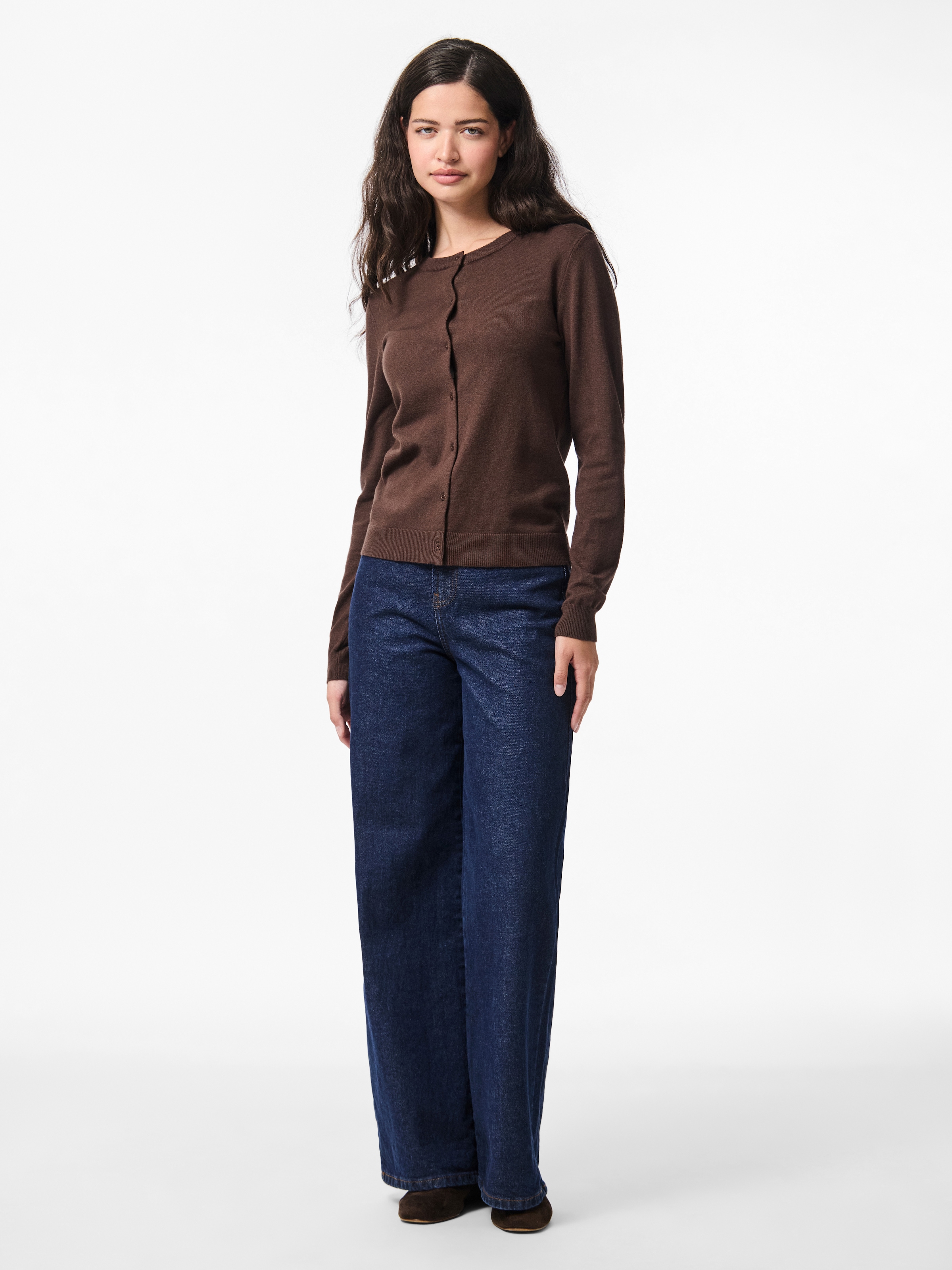 pieces Strickjacke »PCNORA LS O-NECK KNIT CARDIGAN NOOS BC« Viskosemischung, slim fit