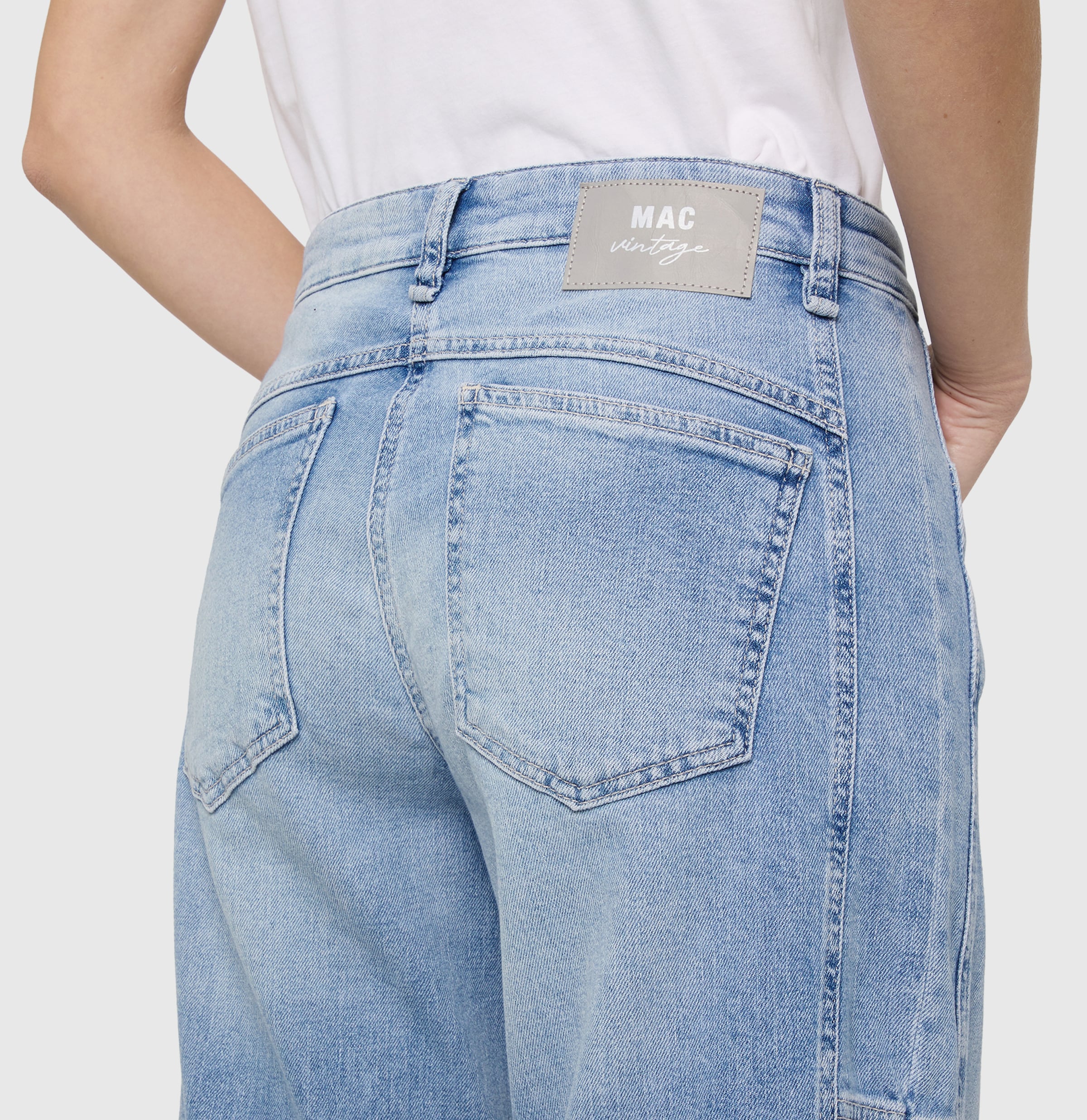 MAC Jeans à 5 poches »OHIO Barrel« coupe Barrel Fit, détail couture au niveau des genoux