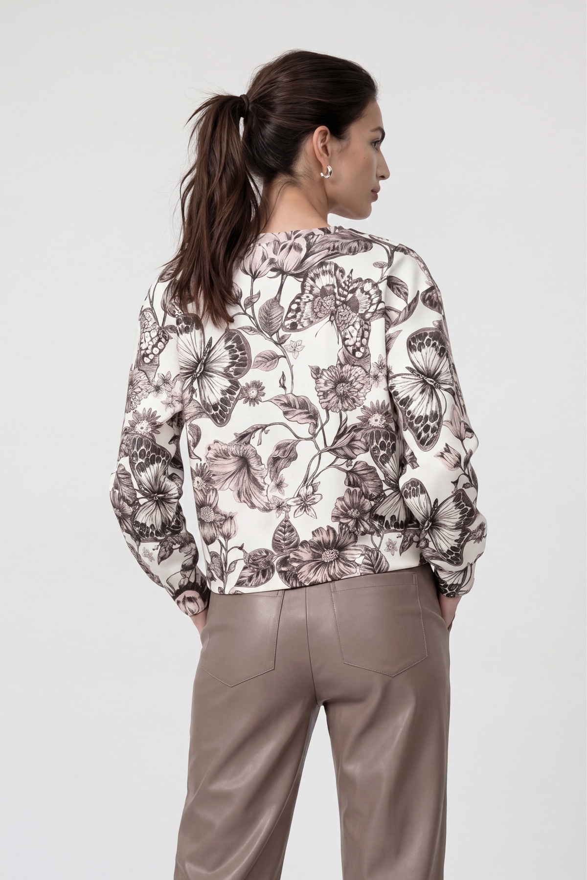 Monari Sweatshirt »Sweatshirt Blume allover«, Regular fit mit Blumenmuster

