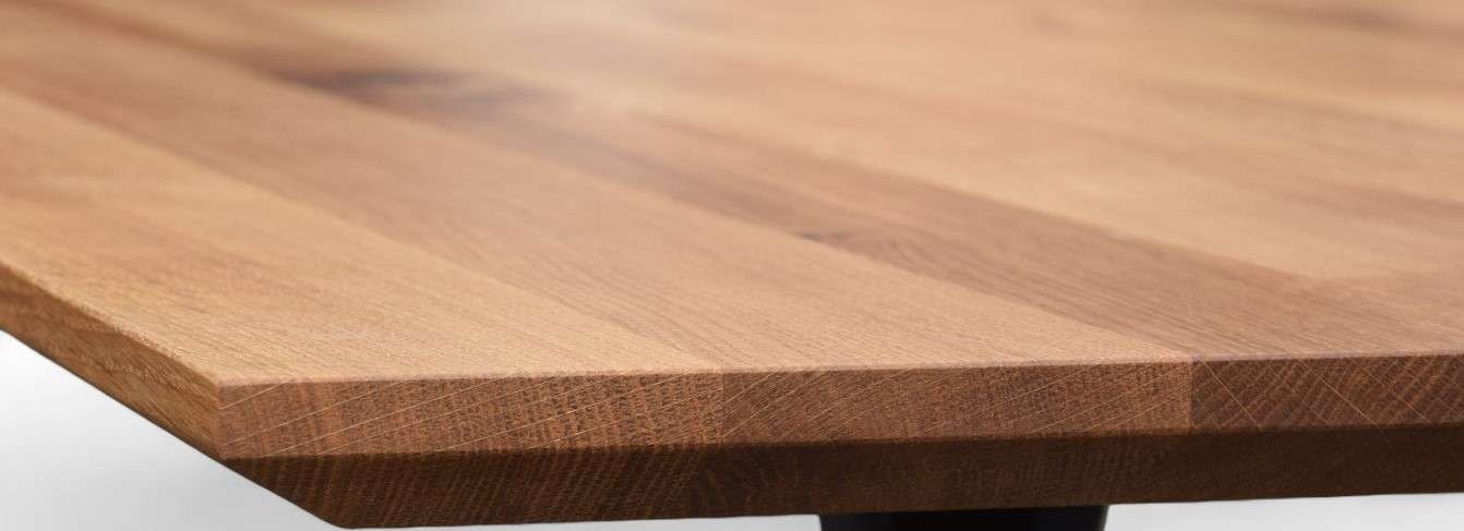 Home affaire Esstisch »Talwiese Küchentisch, U-Form Metallgestell, Wildeiche massiv geölt« Baum Kante oder Schweizer Kante, erhältlich in 3 Grössen und 2 Farben