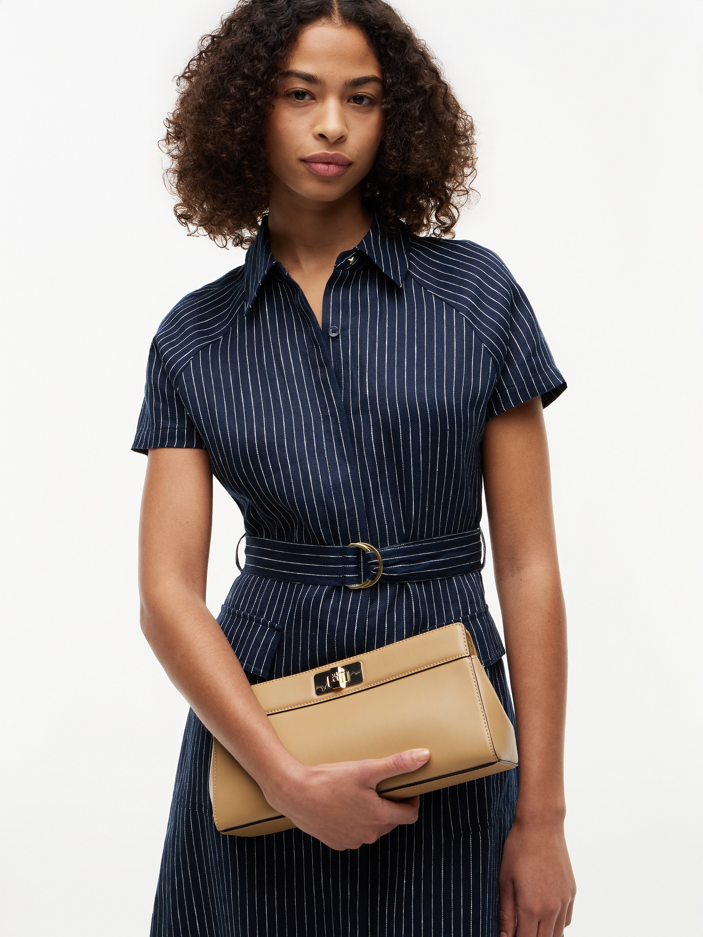 Tommy Hilfiger Pochette »TH MODERN CLUTCH« sac bandoulière femme, sac à main avec bandoulière dorée