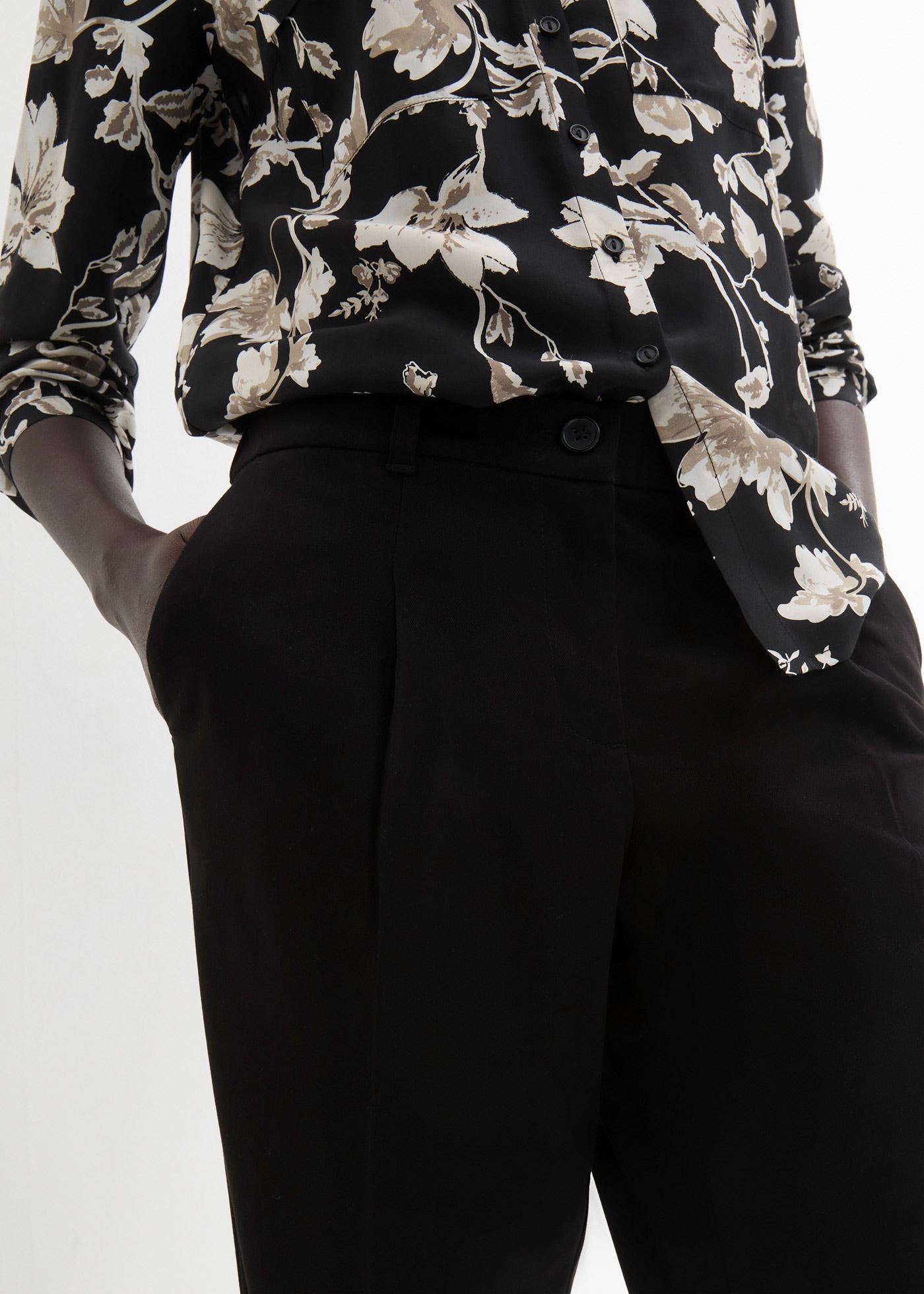 bonprix Pantalon marlène »Marlenehose«  weite Hose, mit Bügelfalte und Umschlagsaum, lockere Passform