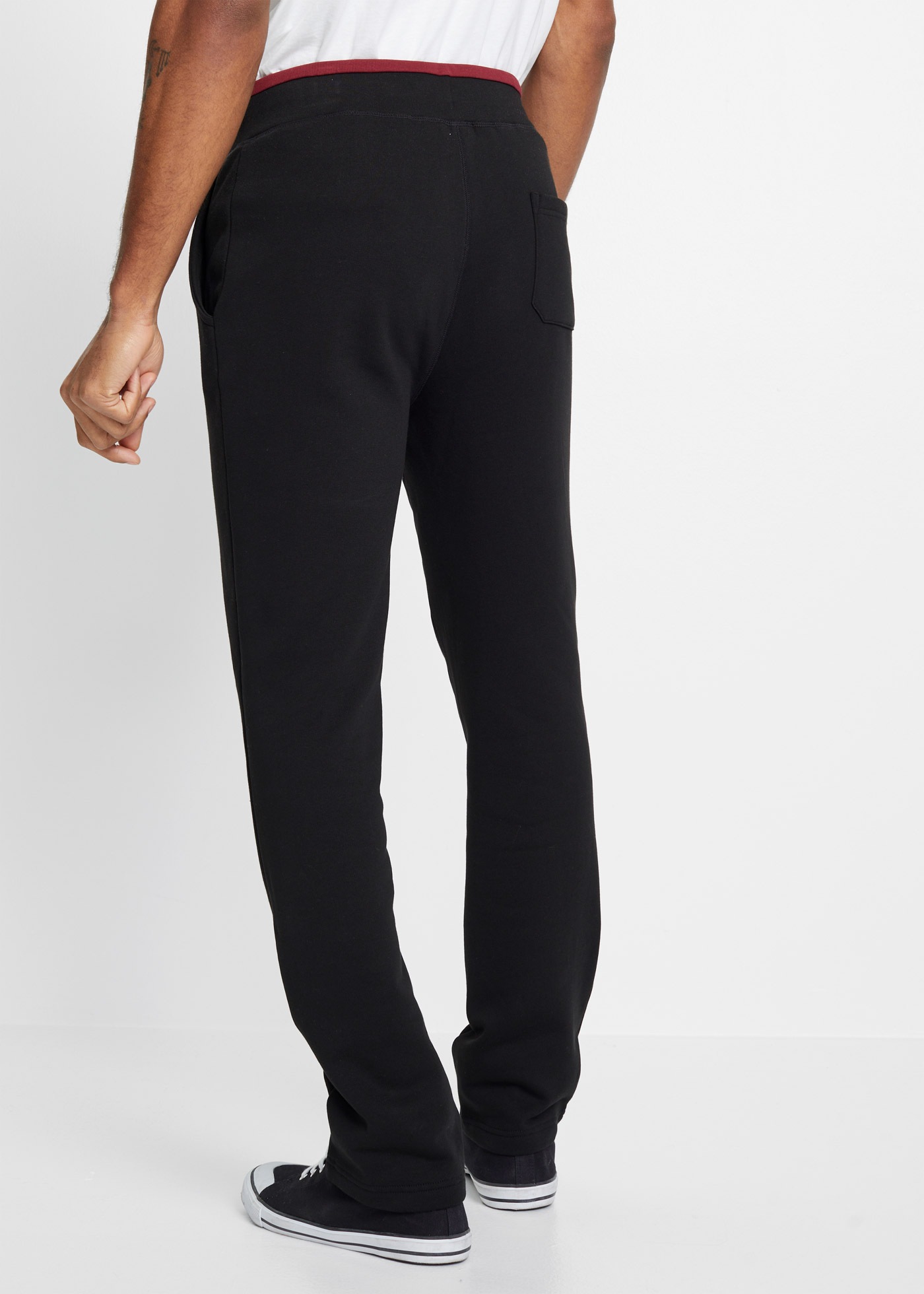 bonprix Pantalon de jogging  mit elastischem Bund, mit Kordelzug, regular fit, mit Gesässtasche