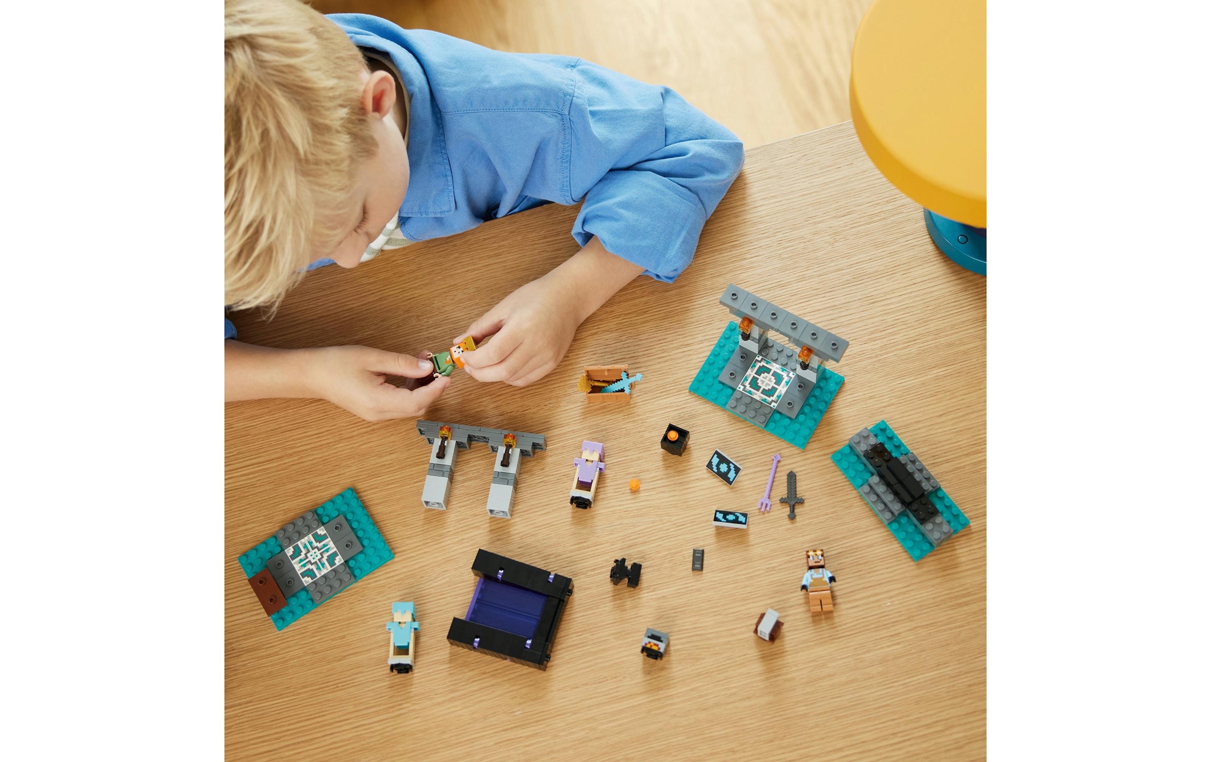 LEGO® Spielbausteine »Die Waffenkammer 21252«