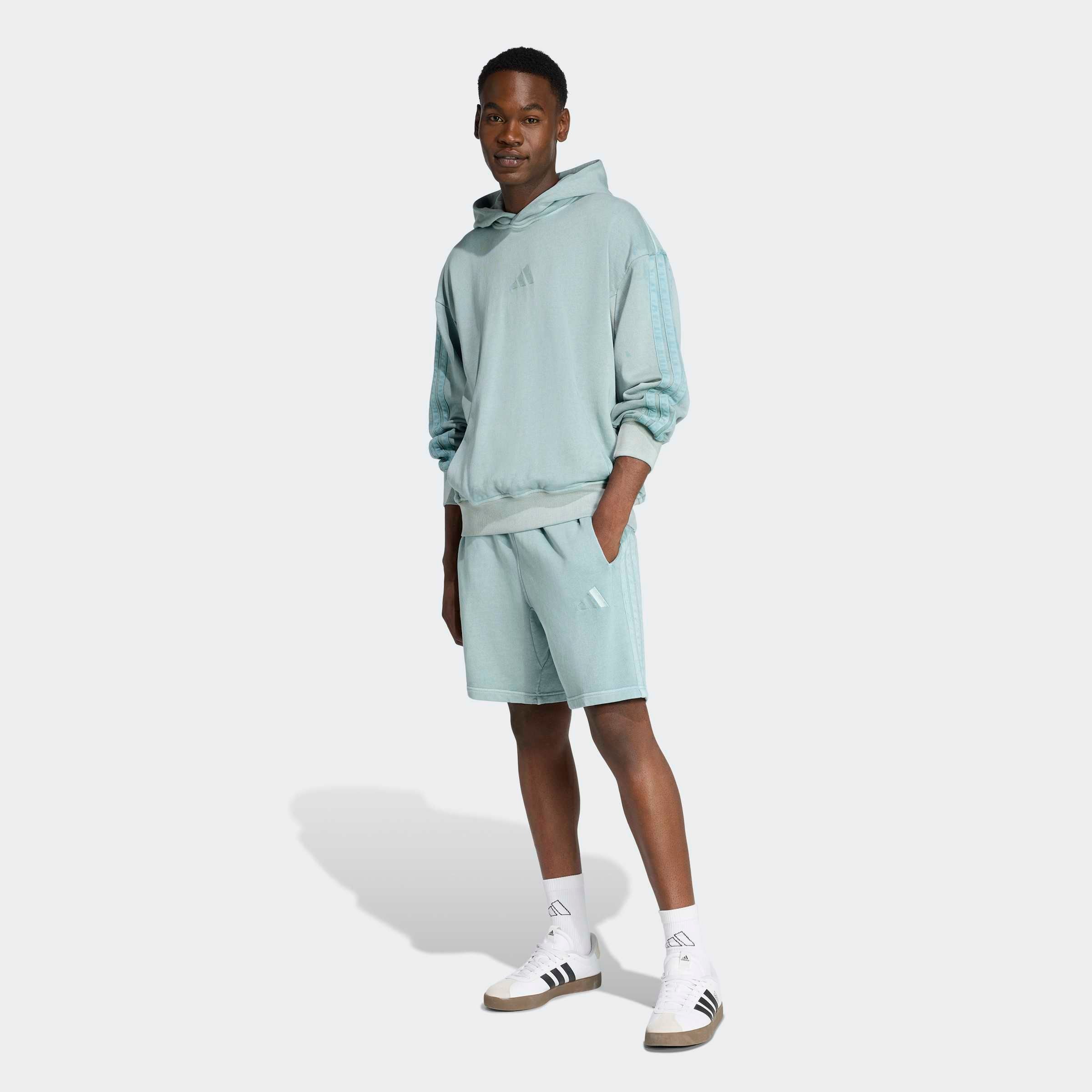 adidas Sportswear Shorts »ALL SZN FRENCH TERRY S, VERWASCHENE OPTIK, 20 CM«  lockere Passform, 20 cm Innenbeinlänge, mit Kordelverschluss