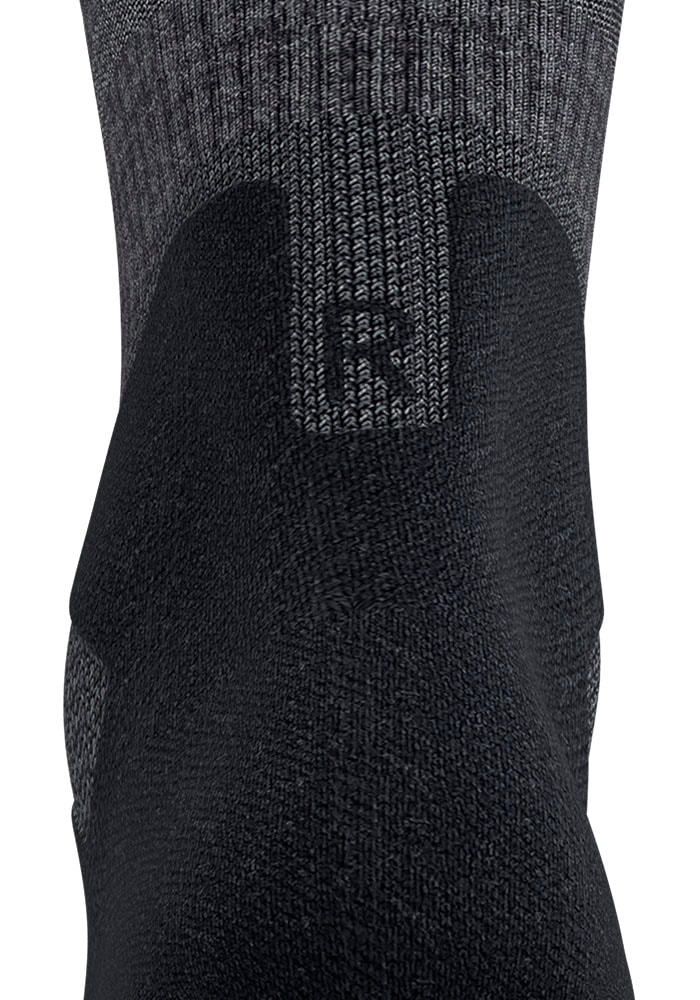 Bauerfeind Chaussettes de sport »Outdoor Merino Mid Cut Socks« avec une forte teneur en laine mérinos, respirant, chaud