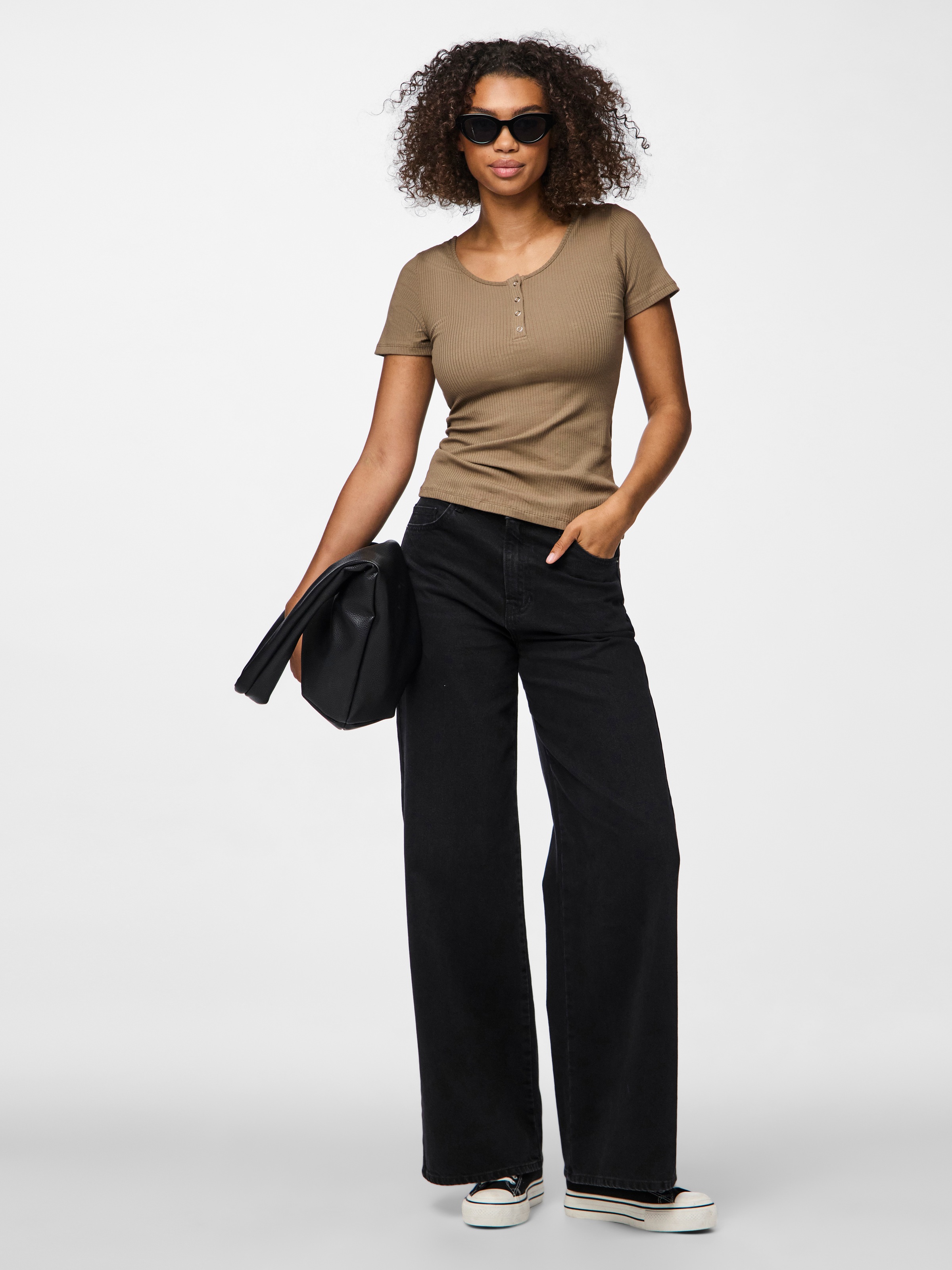 pieces Kurzarmshirt »PCKITTE SS TOP NOOS BC« Baumwollmischung, slim fit