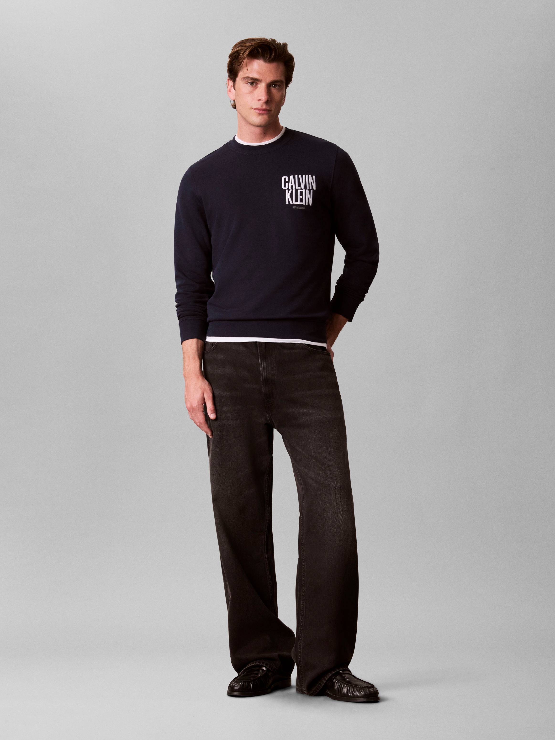 Calvin Klein Sweatshirt »BOLD CALVIN KLEIN«, Regular fit mit Markenprint
