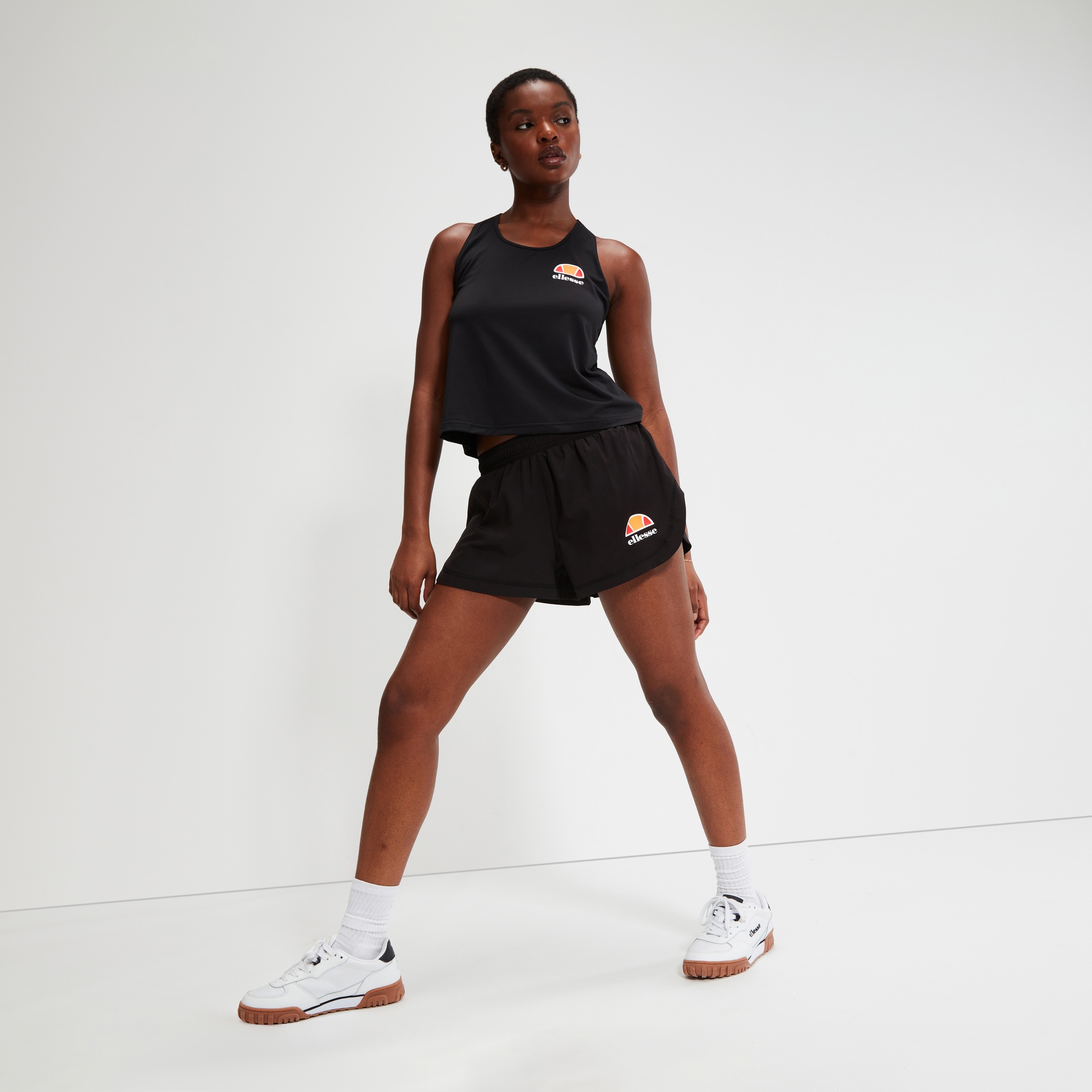 Ellesse Shorts »D SHORTS«  mit elastischem Bund