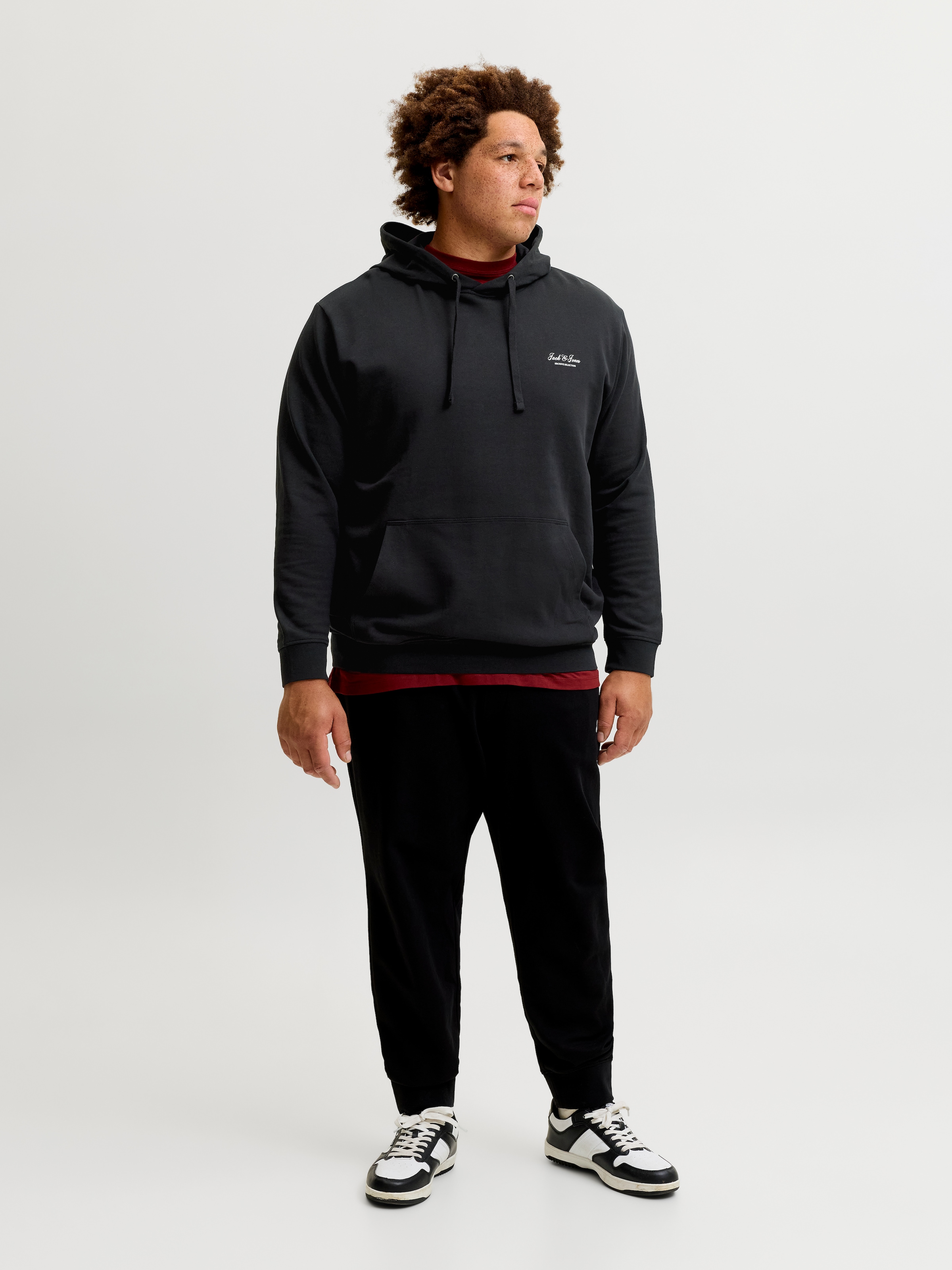 Jack & Jones PlusSize Sweat à capuche »JJEARCHIVE GRAPHIC SWEAT HOOD SN PLS«, mélange coton, coupe régulière
