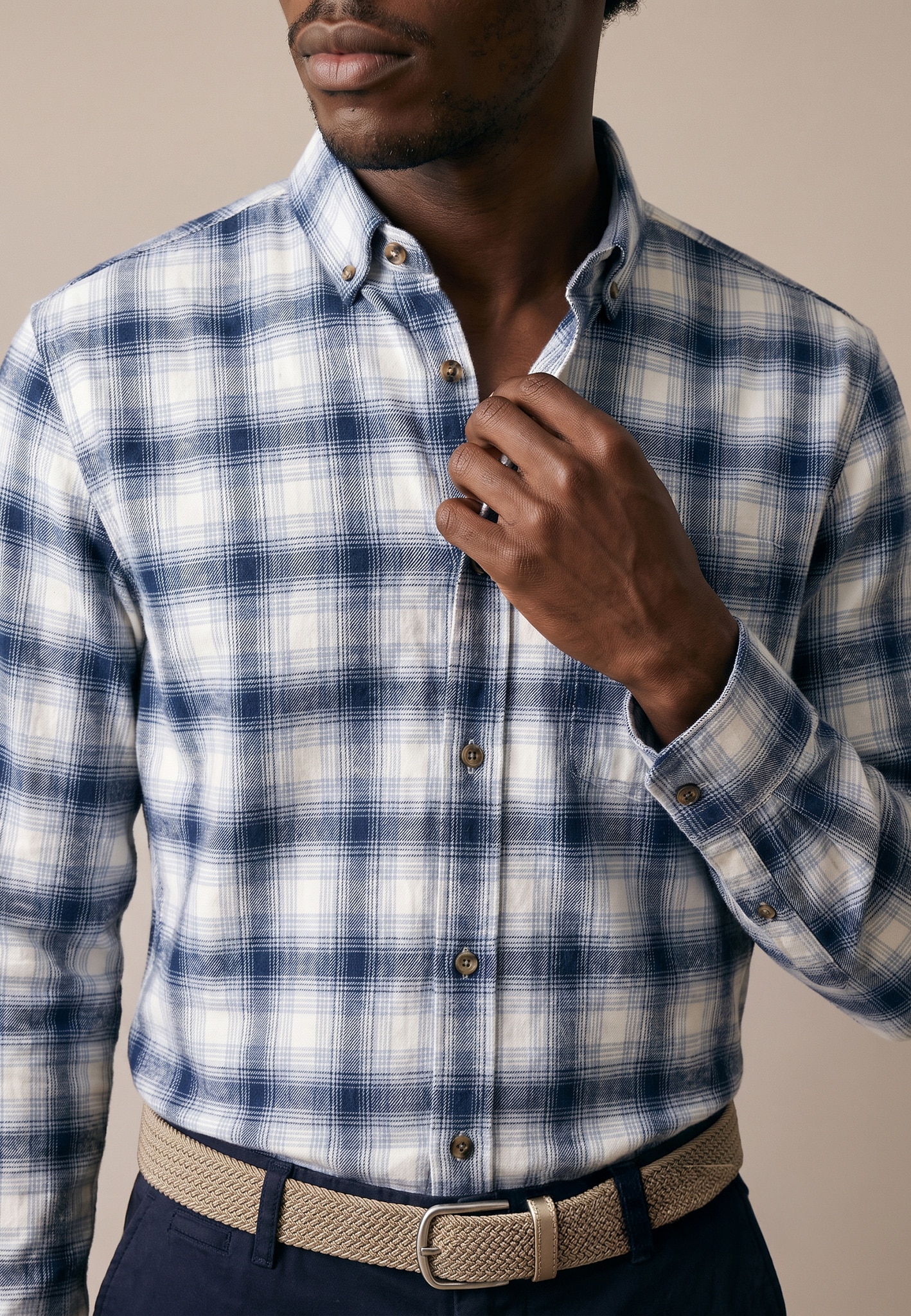 FYNCH-HATTON Chemise à carreaux avec col boutonné