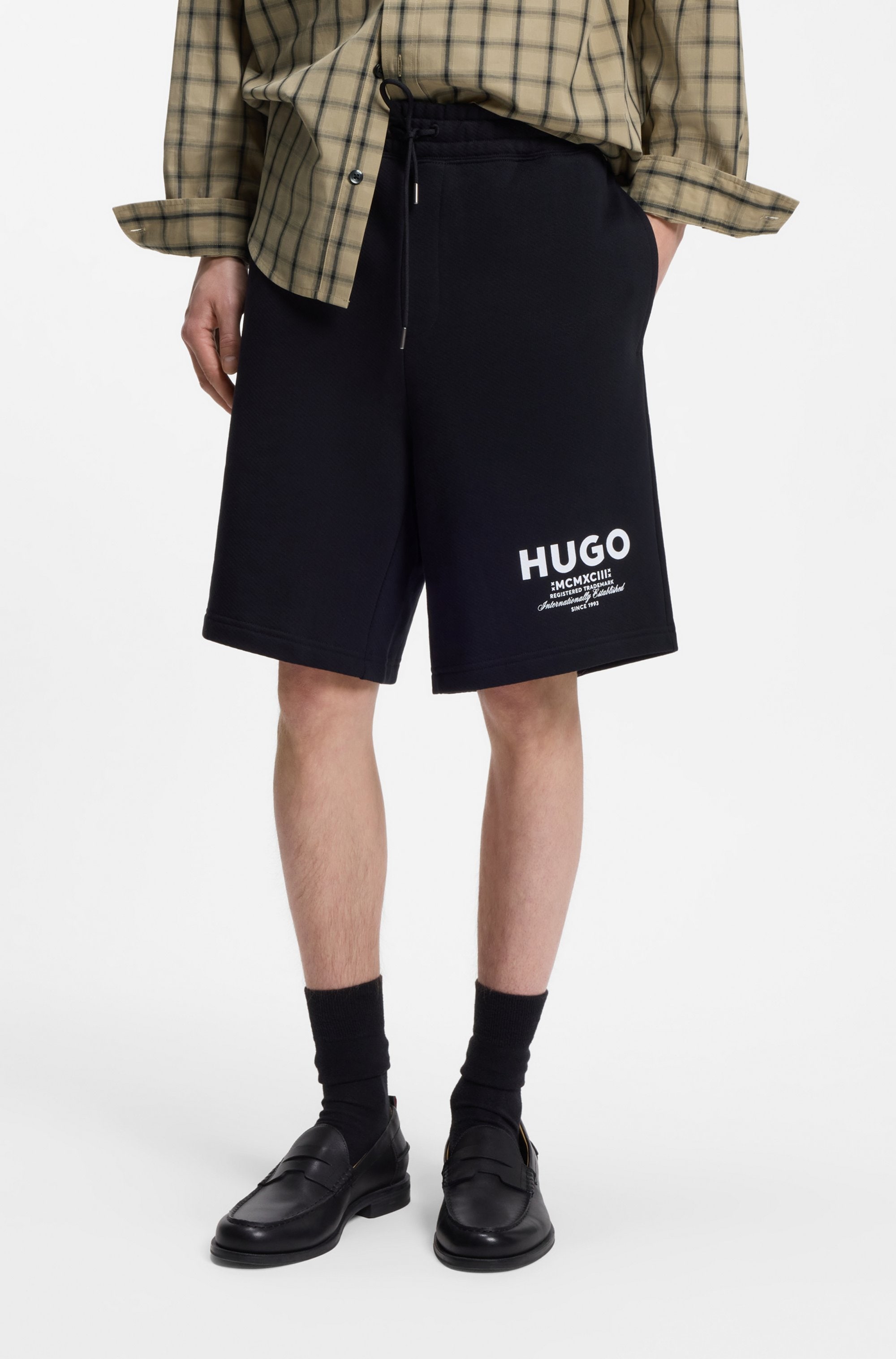 HUGO Blue Sweatshorts »Nomario«  mit grossem Druck