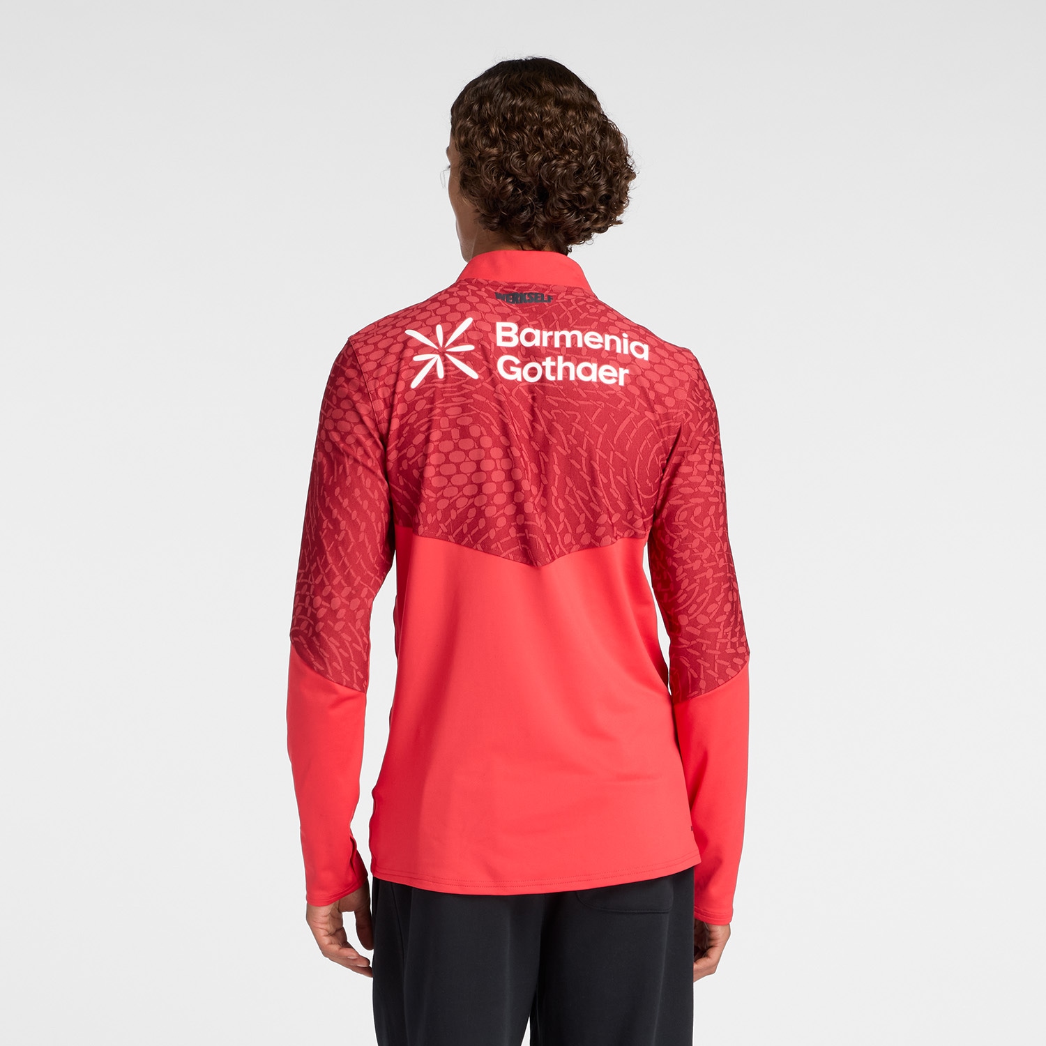 New Balance Trainingsshirt »BAYER 04 LEVERKUSEN MIDLAYER« Langarm-Schnitt, schnell trocknend, atmungsaktiv