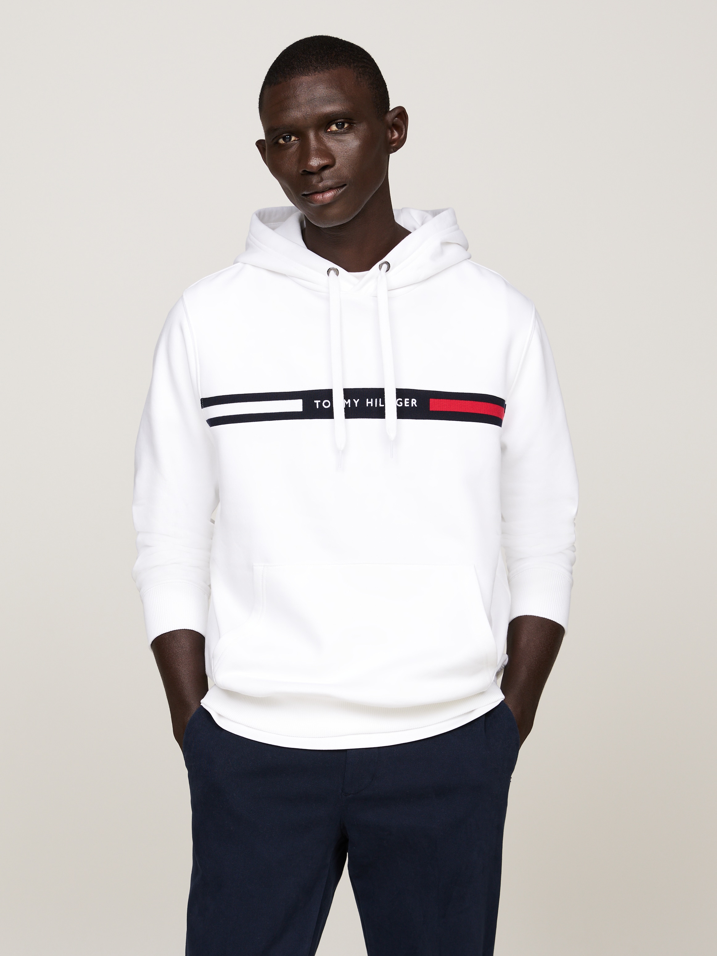 Tommy Hilfiger Sweat à capuche »HILFIGER CHEST INSERT HOODY mit Kapuze und Logoschriftzug«, unifarben, casual, regular fit, Baumwollmix, Kapuze
