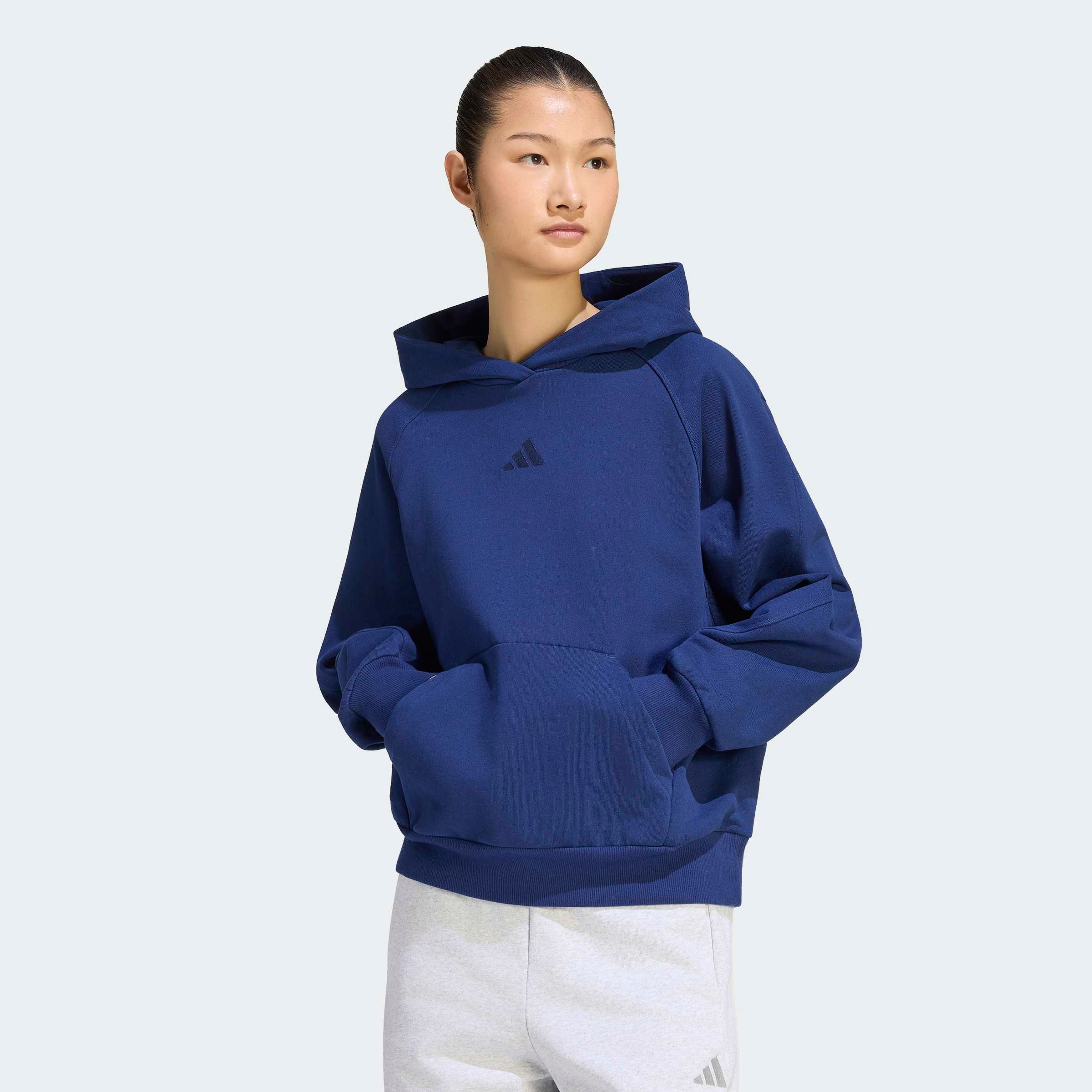 adidas Sportswear Sweat à capuche »ADIDAS KIT HOODIE, KLEINES LOGO«, Schwere Premium-Qualität, robuste Stoffstruktur
