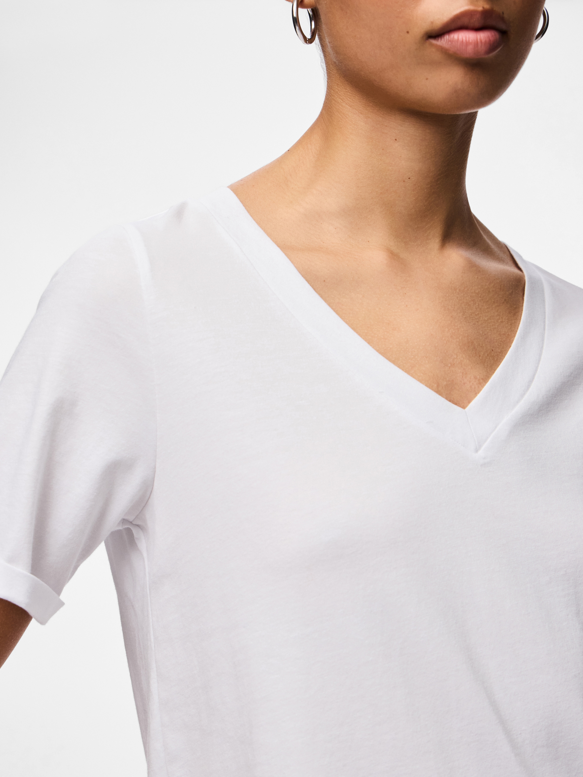 pieces T-shirt à manches courtes »PCRIA SS V-NECK SOLID TEE JRS NOOS BC« Baumwolle, regular fit