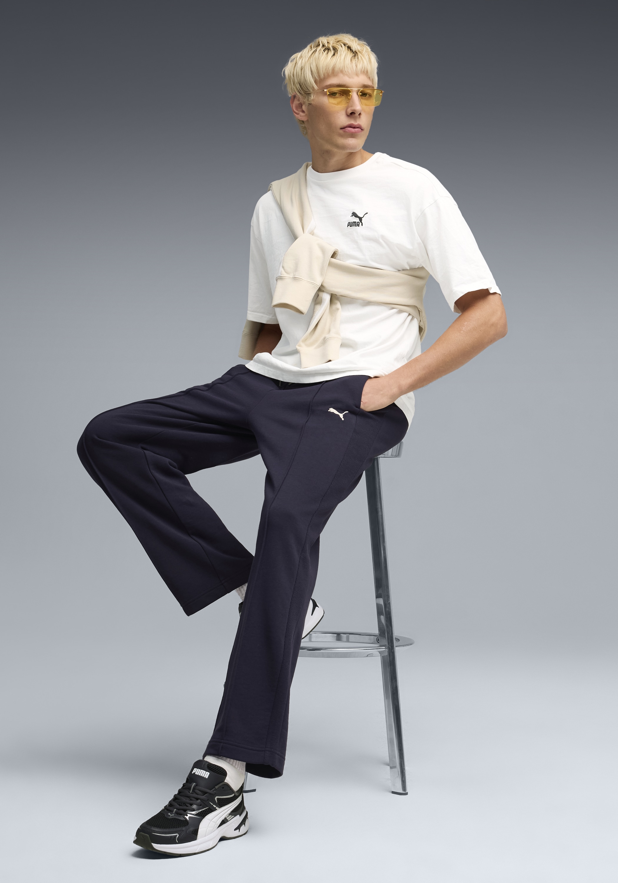 PUMA Pantalon de survêtement »CLASS RELAXED PINNACLE TRACK PANTS TR«  Avec poches latérales, style sportif