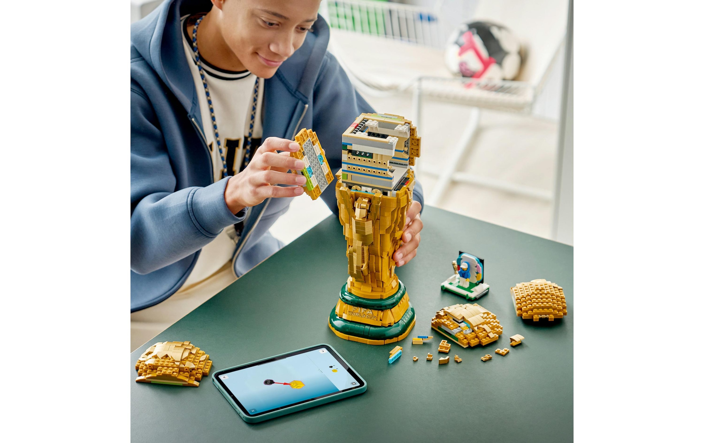 LEGO® Pions de construction »Offizieller Pokal der FIFA Fussball-Weltmeisterschaft (43020)« LEGO Editions Football