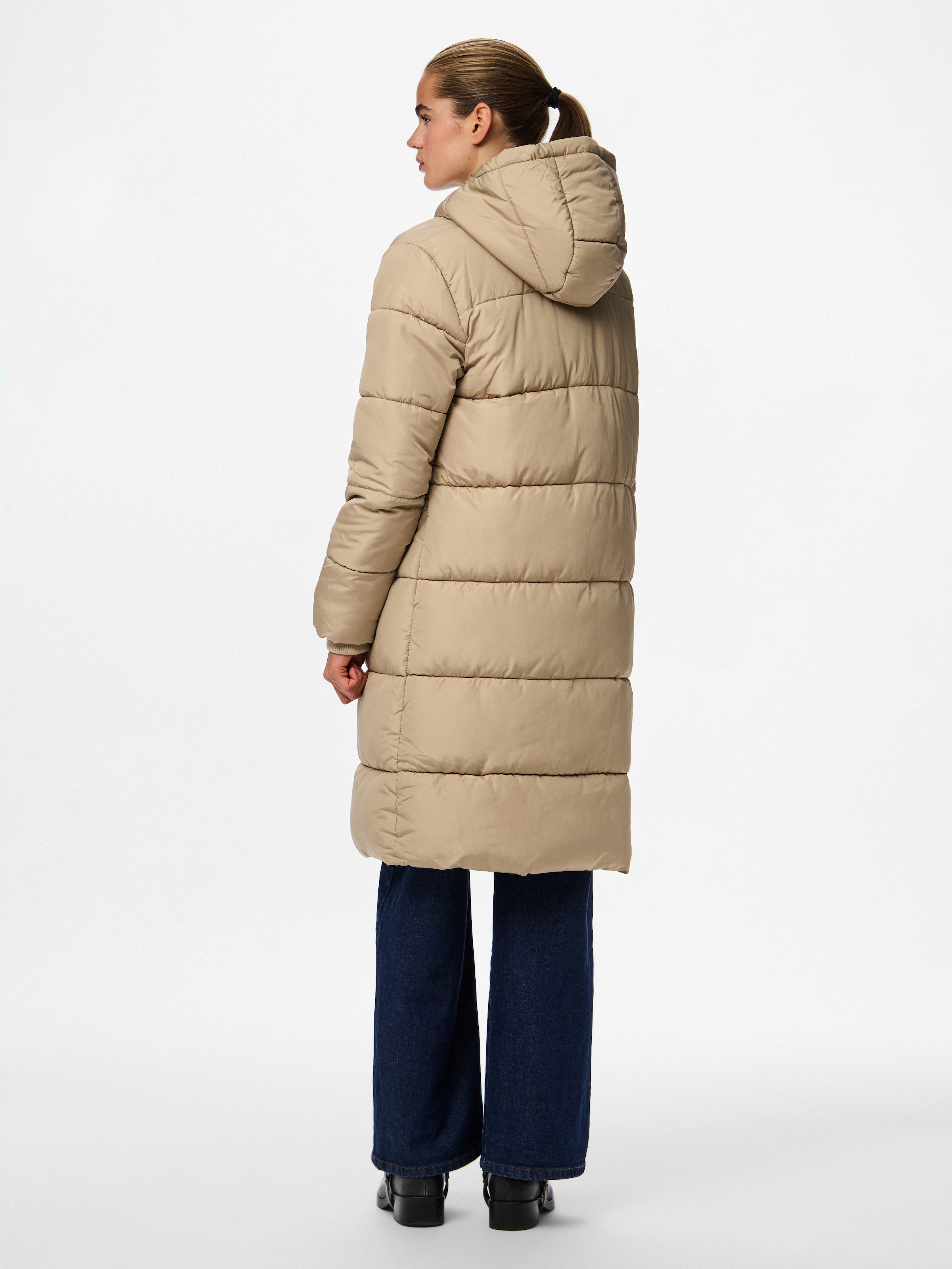 pieces Steppmantel »PCBEE NEW LONG PUFFER JACKET NOOS BC« Kunstfaser