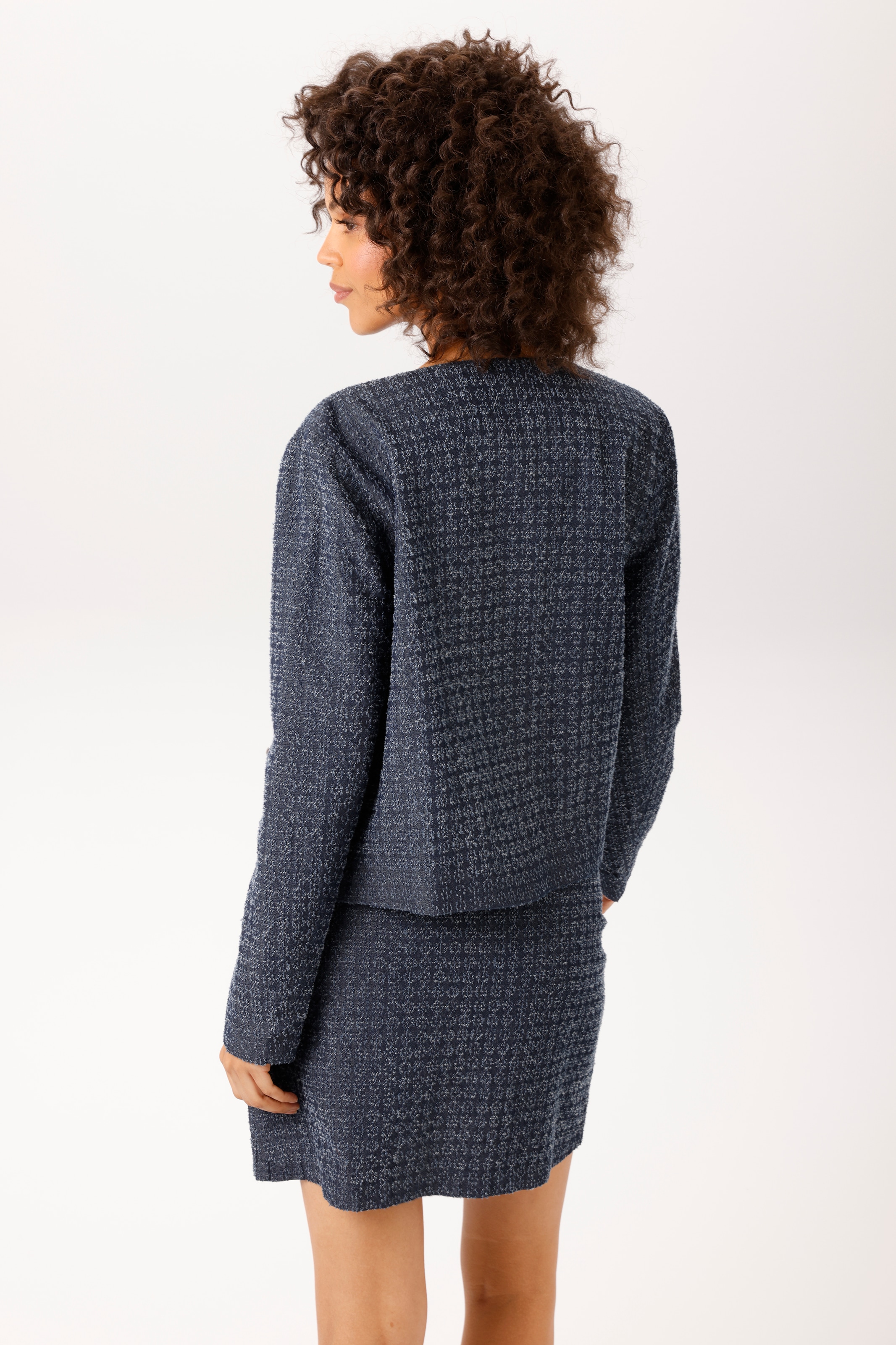 Aniston CASUAL Blazer court en denim jacquard structuré - NOUVELLE COLLECTION