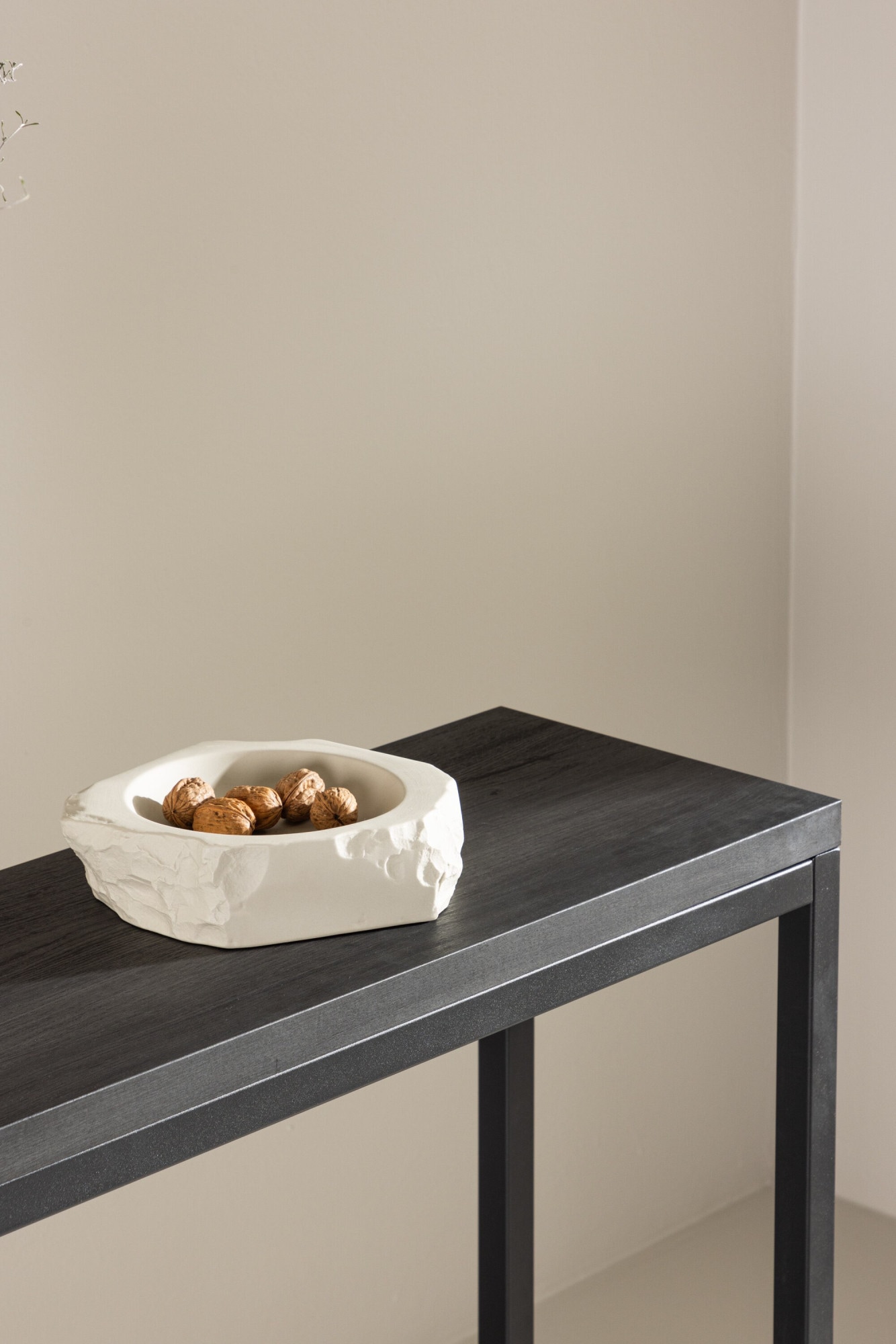 Venture Home Beistelltisch »Rise, rechteckiger Beistelltisch in elegantem Schwarz, 110 × 30 cm« Ablagetisch minimalistisch, Metallgestell, pflegeleicht